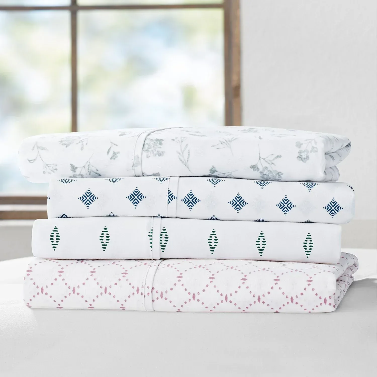 Member's Mark 300-Thread-Count 100% Organic Cotton Printed Sheet Set, Assorted Sizes - Image 2