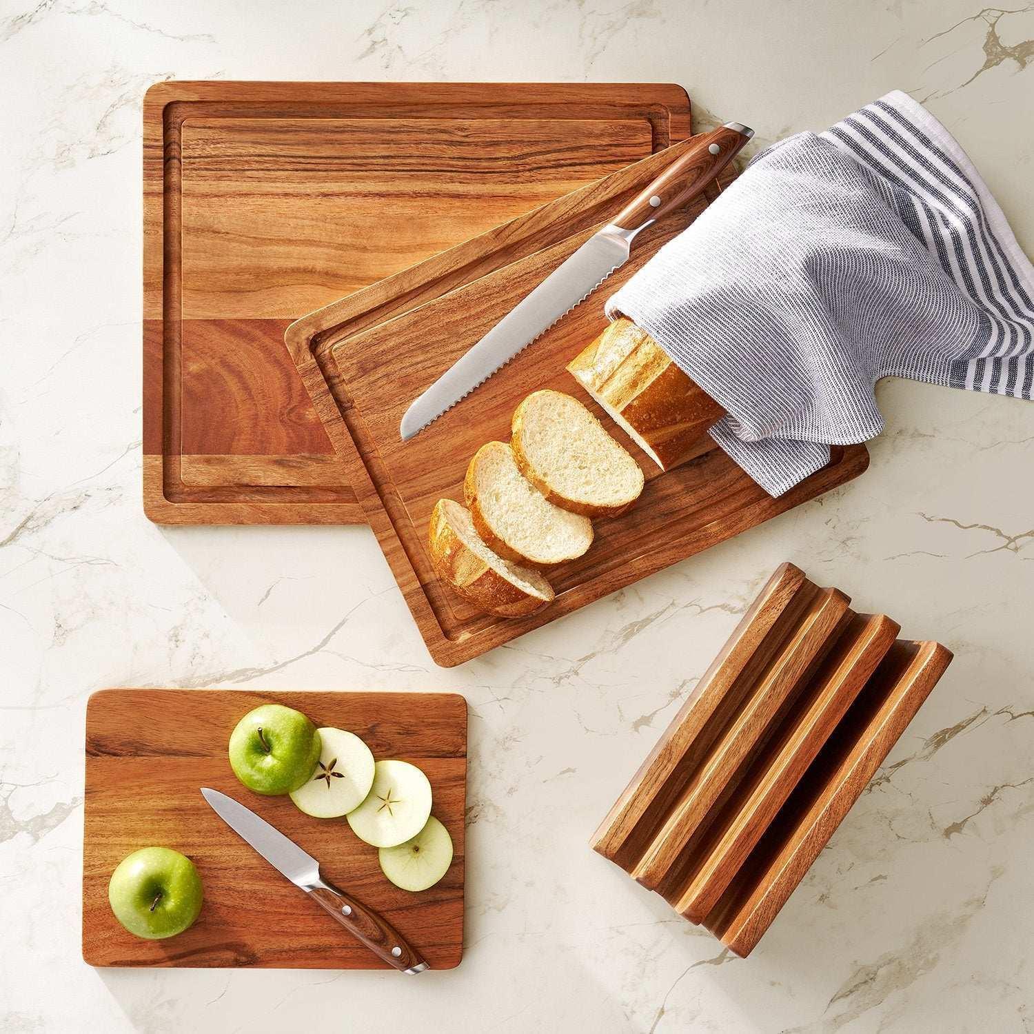 Member's Mark 4-Piece Acacia Wood Cutting Board Set - Image 3