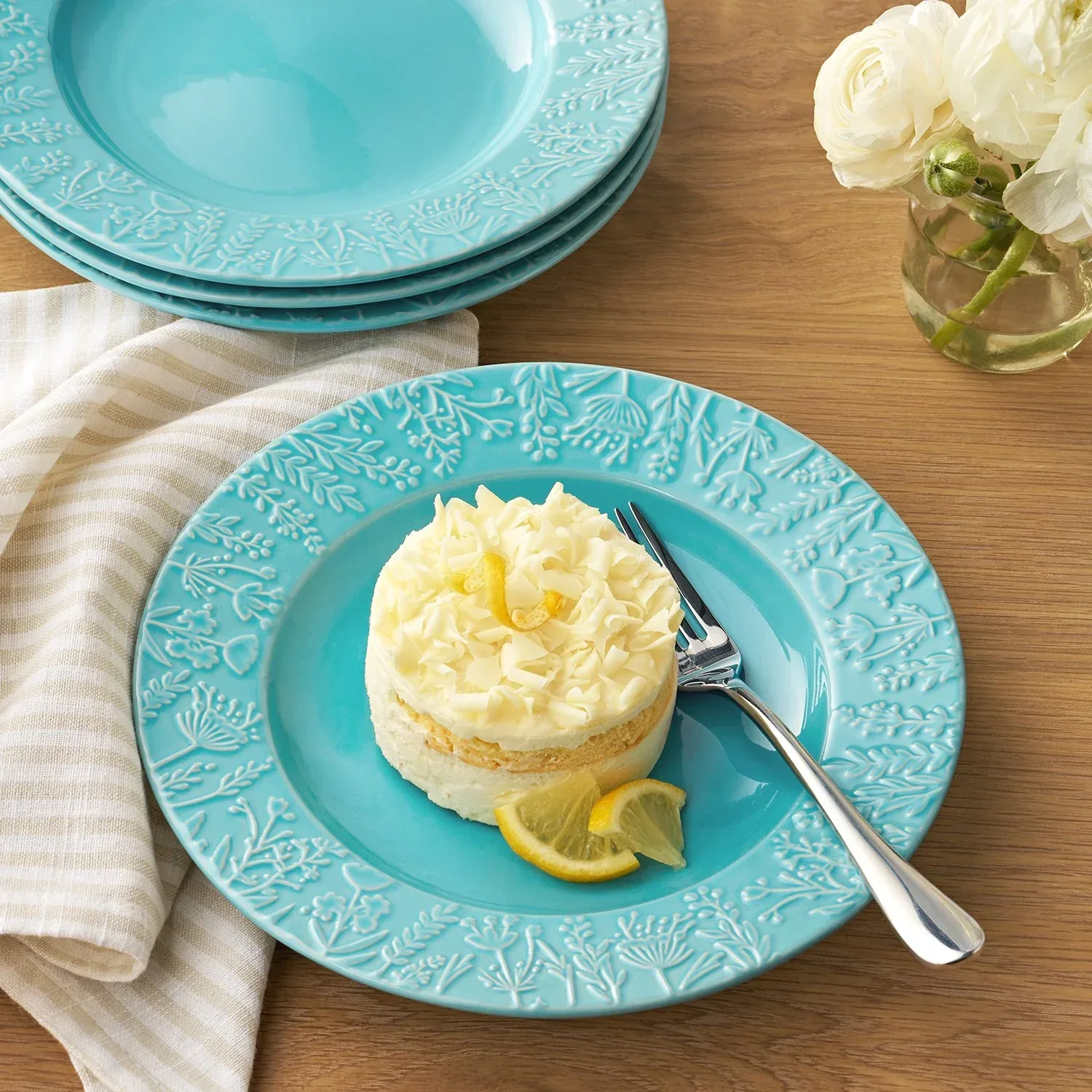 Member's Mark 4-Piece Ceramic Floral Texture Salad Plates - Image 2