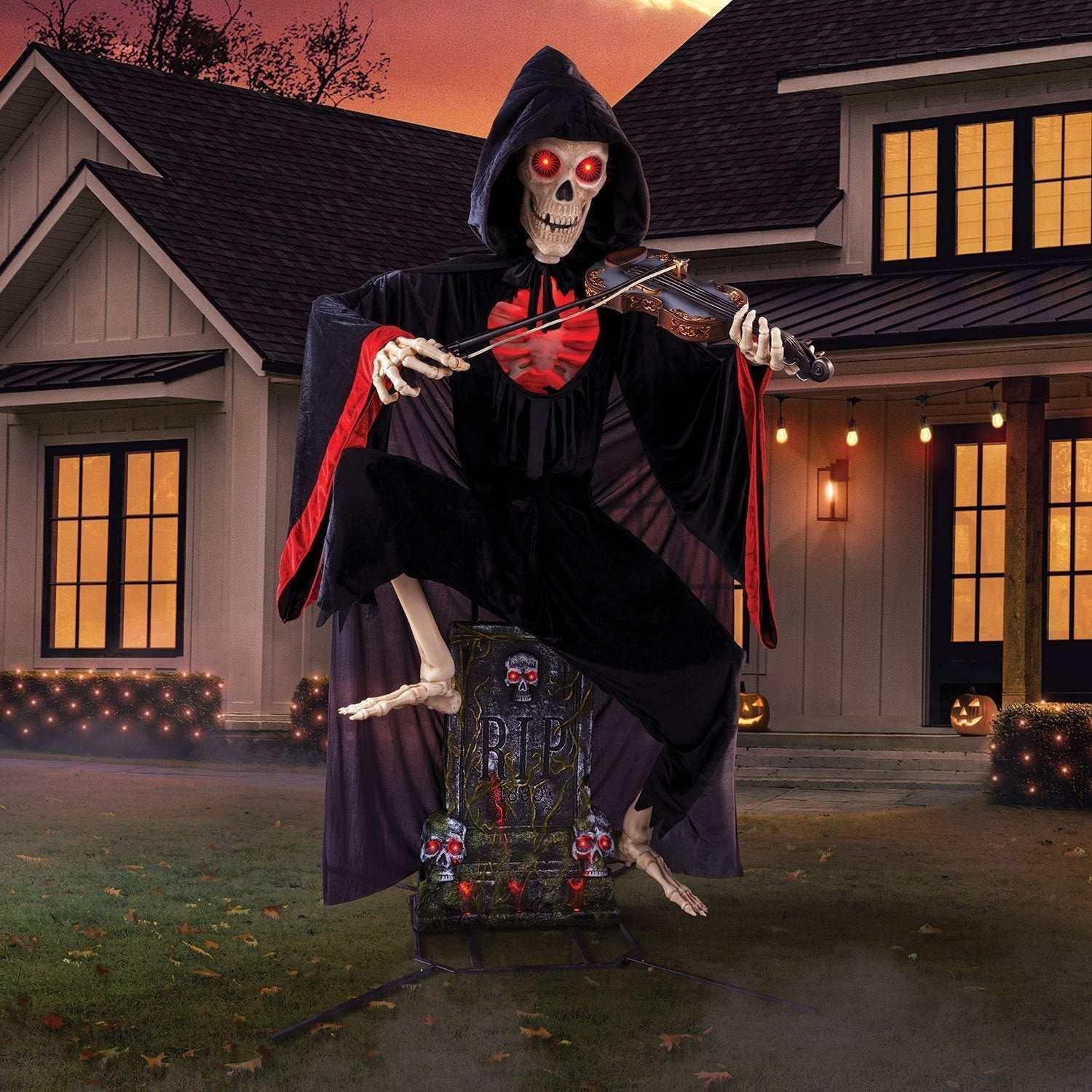 Member's Mark 9' Pre-Lit Animated Graveyard Violinist