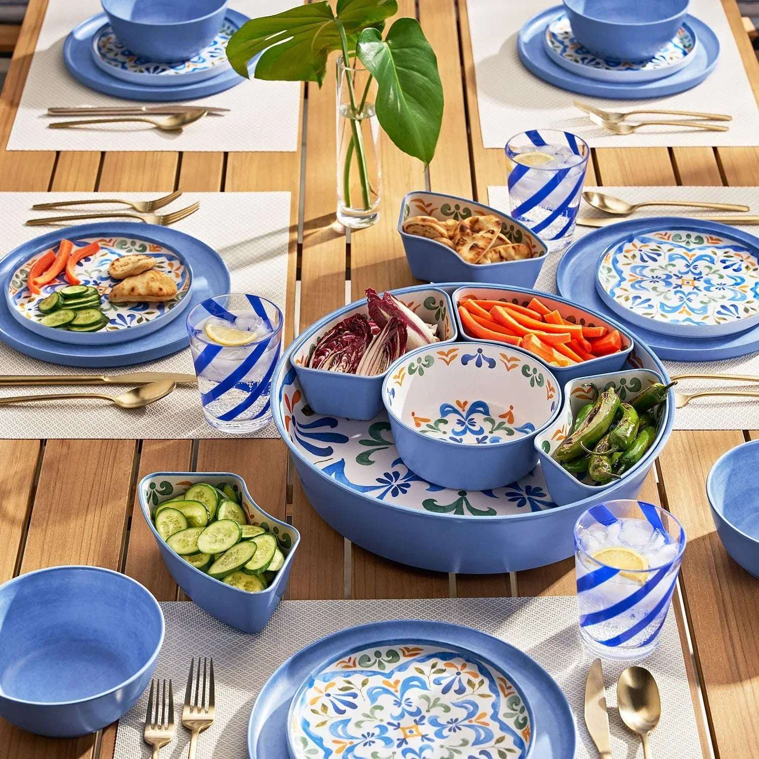 Member's Mark Bamboo Melamine 6-Section Serving Platter with Lazy Susan Base and Storage Lid - Image 2