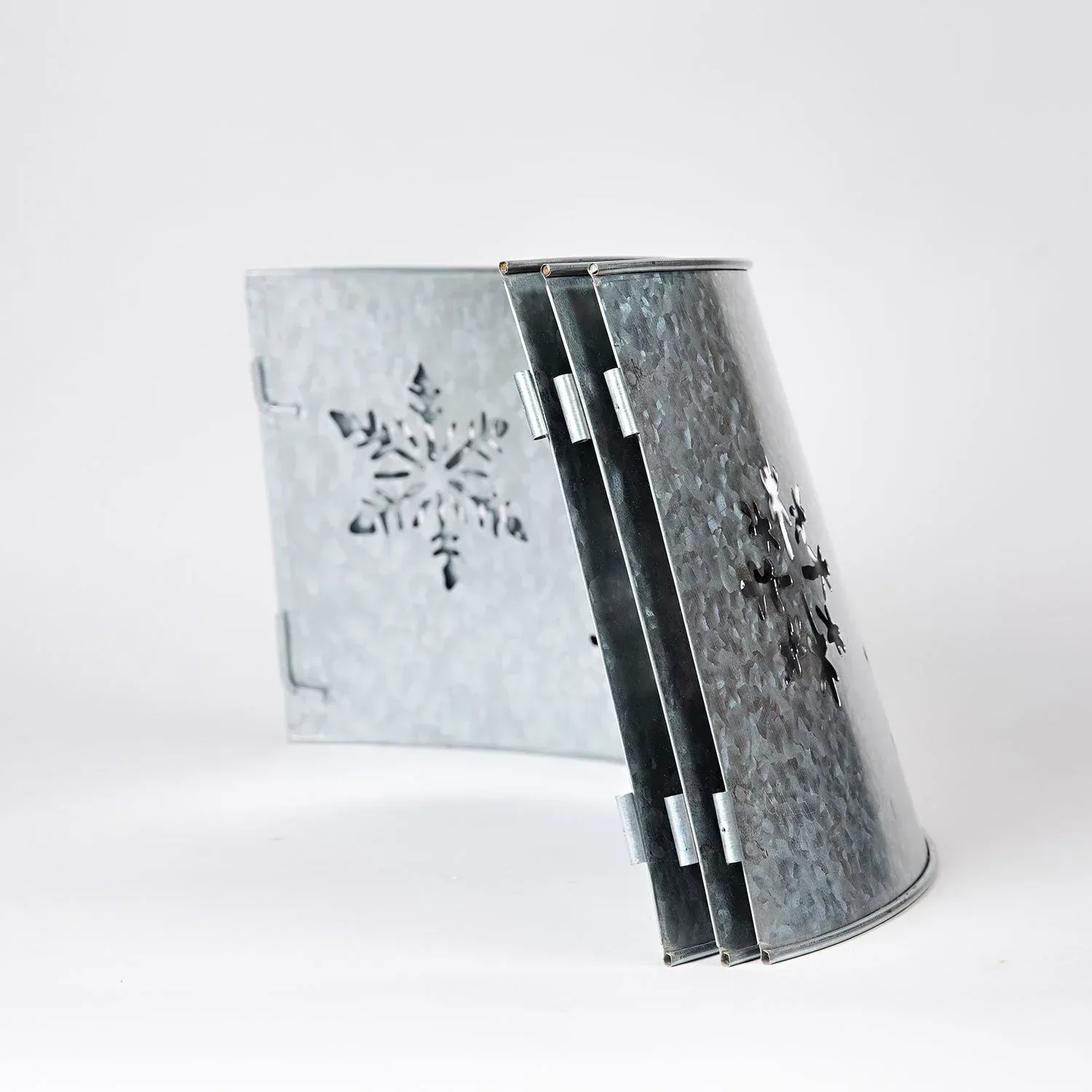 Member's Mark Galvanized Metal Tree Collar - Image 5