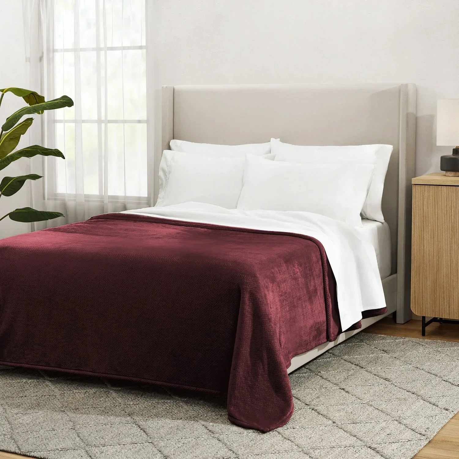 Member's Mark Herringbone Velvet Plush Blanket - Image 2