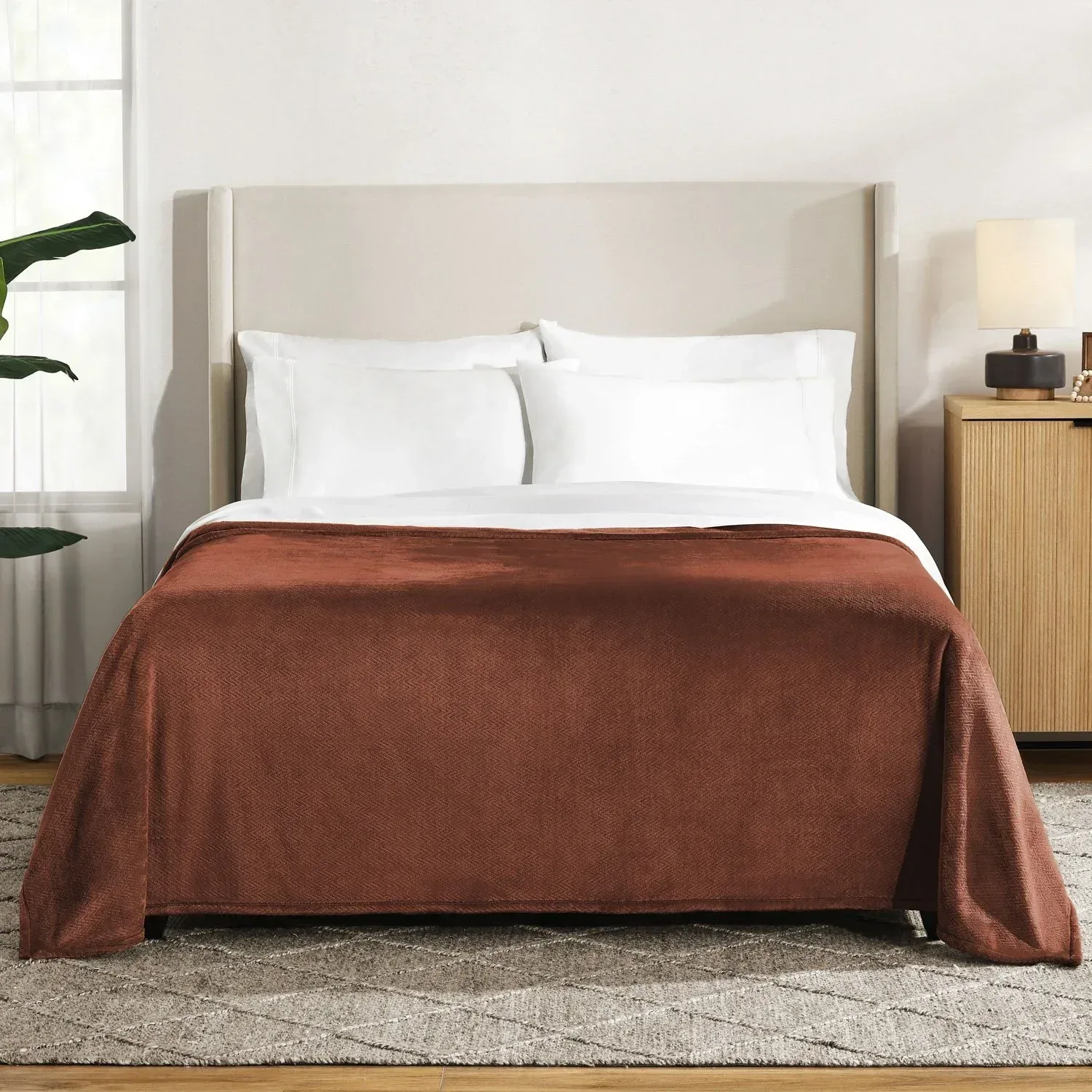 Member's Mark Herringbone Velvet Plush Blanket - Image 8