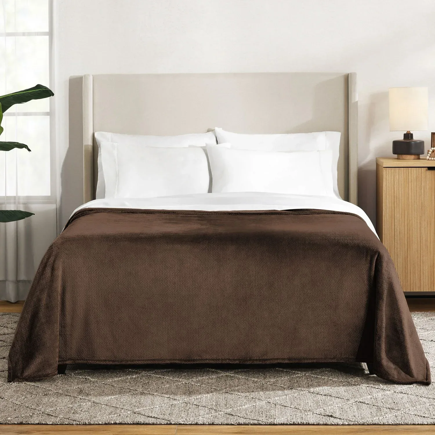 Member's Mark Herringbone Velvet Plush Blanket - Image 9