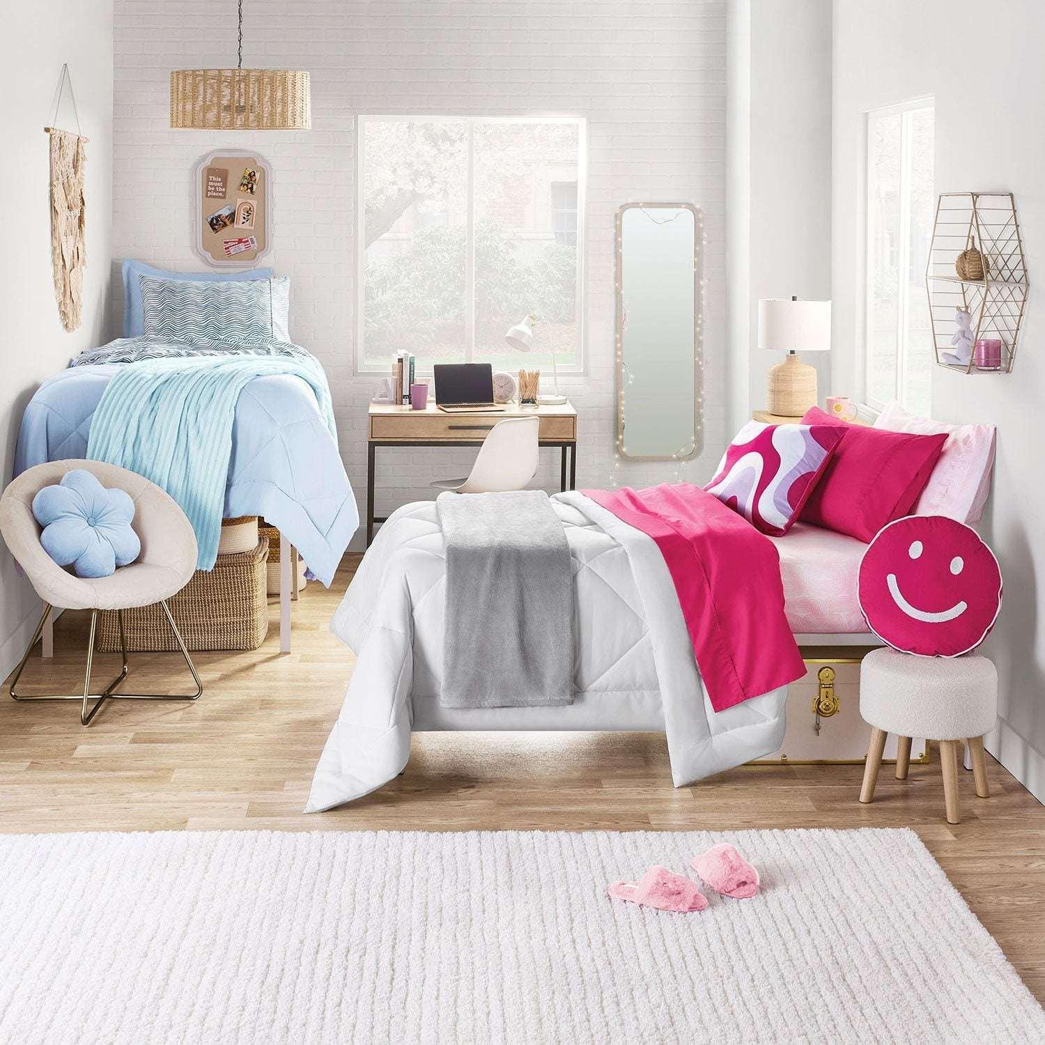 Member's Mark Oversized Plush Blanket, 78" x 92" - Image 11