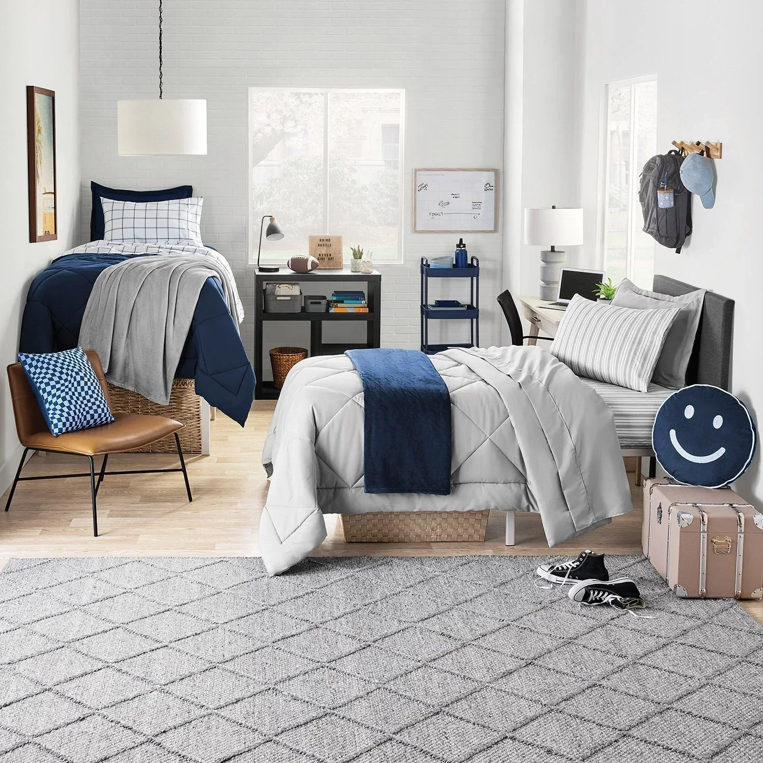 Member's Mark Oversized Plush Blanket, 78" x 92" - Image 25