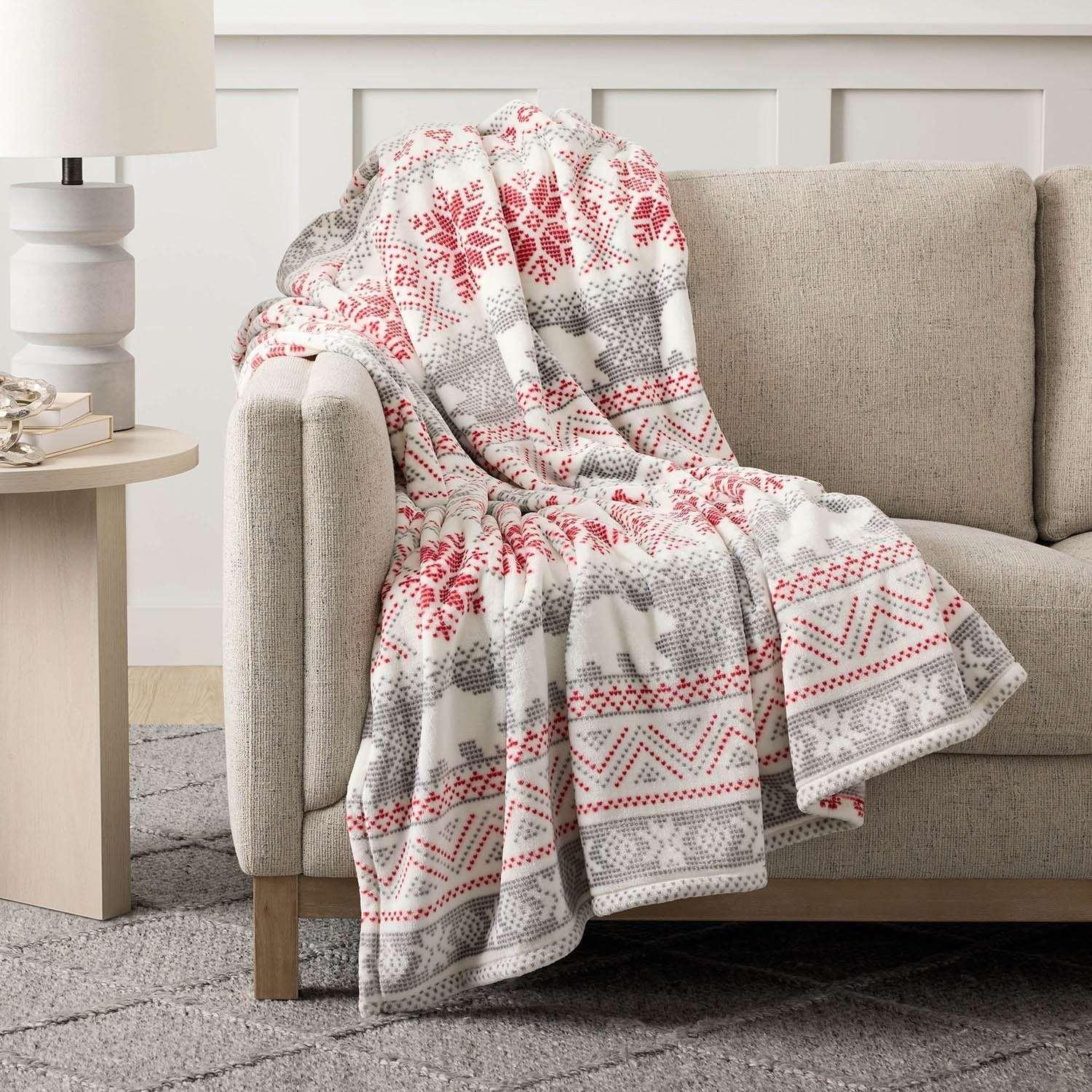 Member's Mark Seasonal Lounge Throw, 60"x70" - Image 19