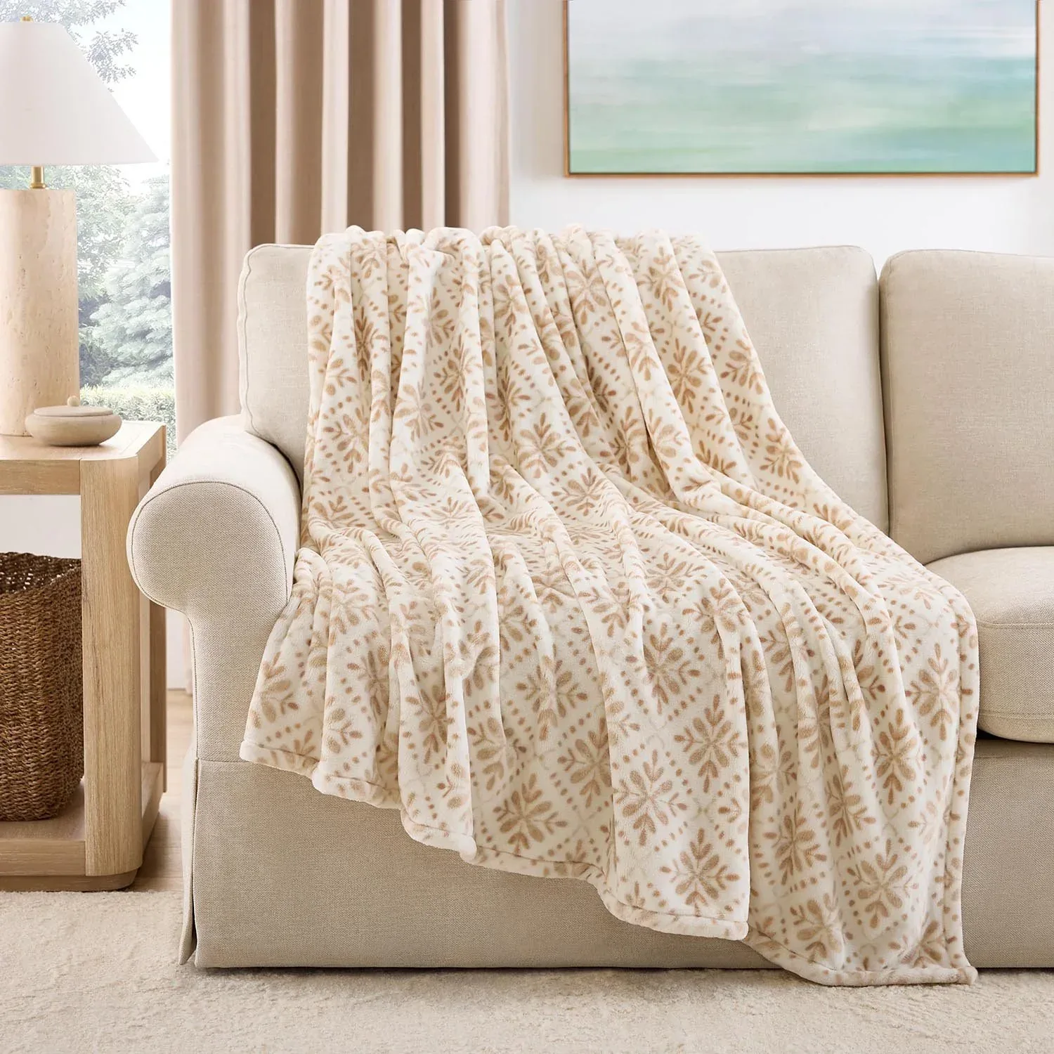 Member's Mark Seasonal Lounge Throw, 60"x70" - Image 52