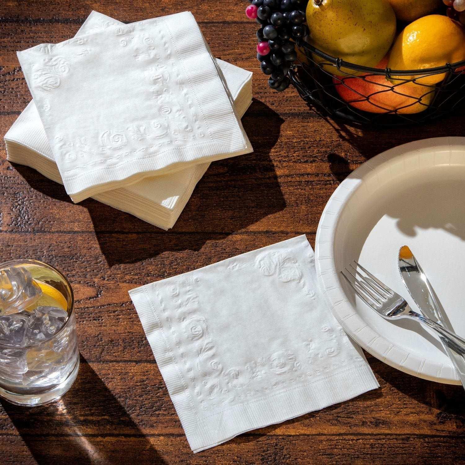 Member's Mark Ultra Premium 2-Ply White Napkins 6 pks., 110 napkins/pk. - Image 4