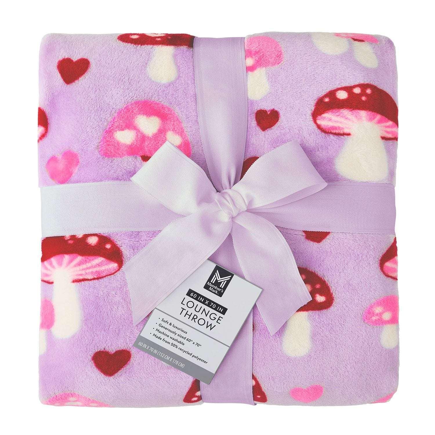 Member's Mark Valentine's Day Lounge Throw - Image 12