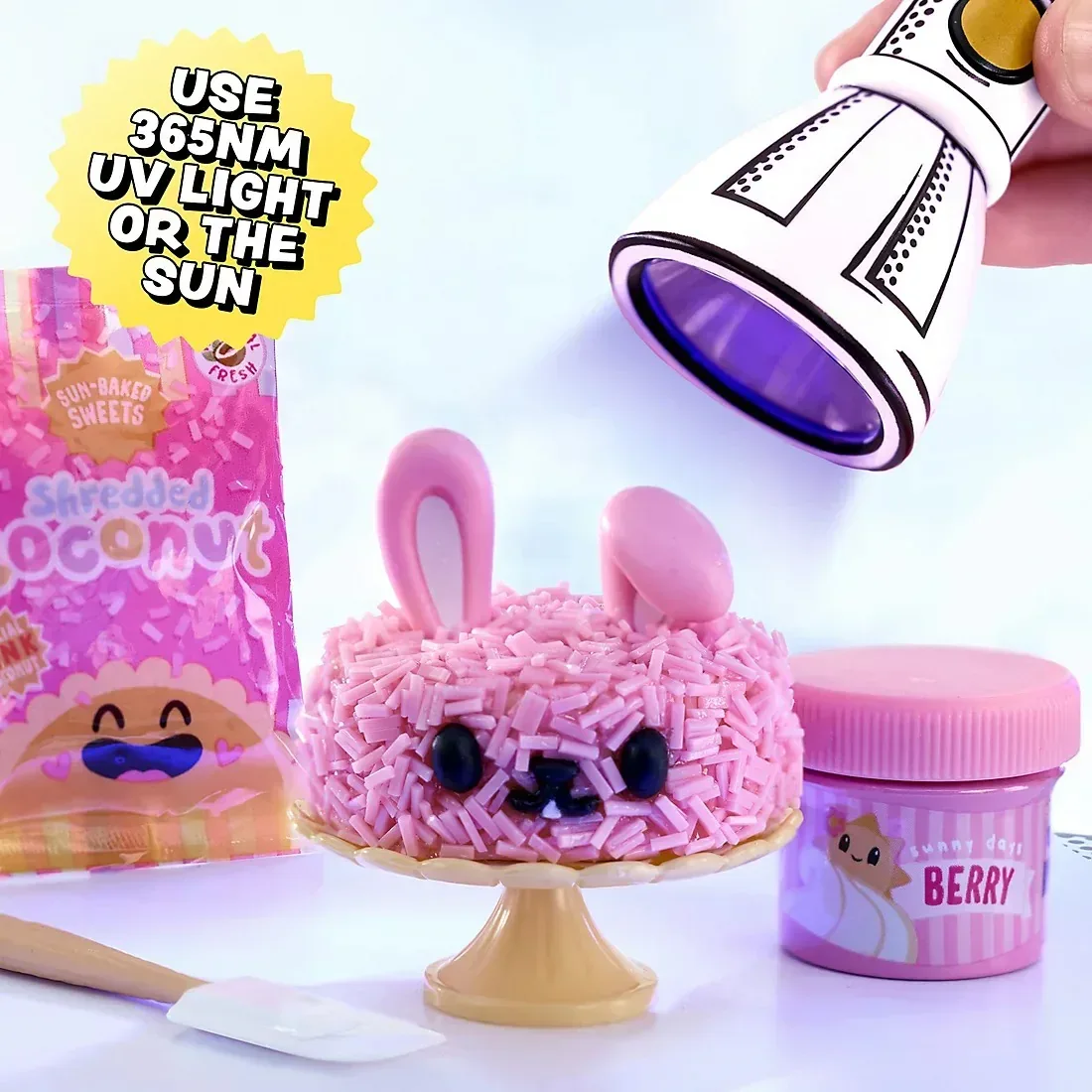 MGA's Miniverse Make It Mini Spring Multipack, Resin Play - Image 3