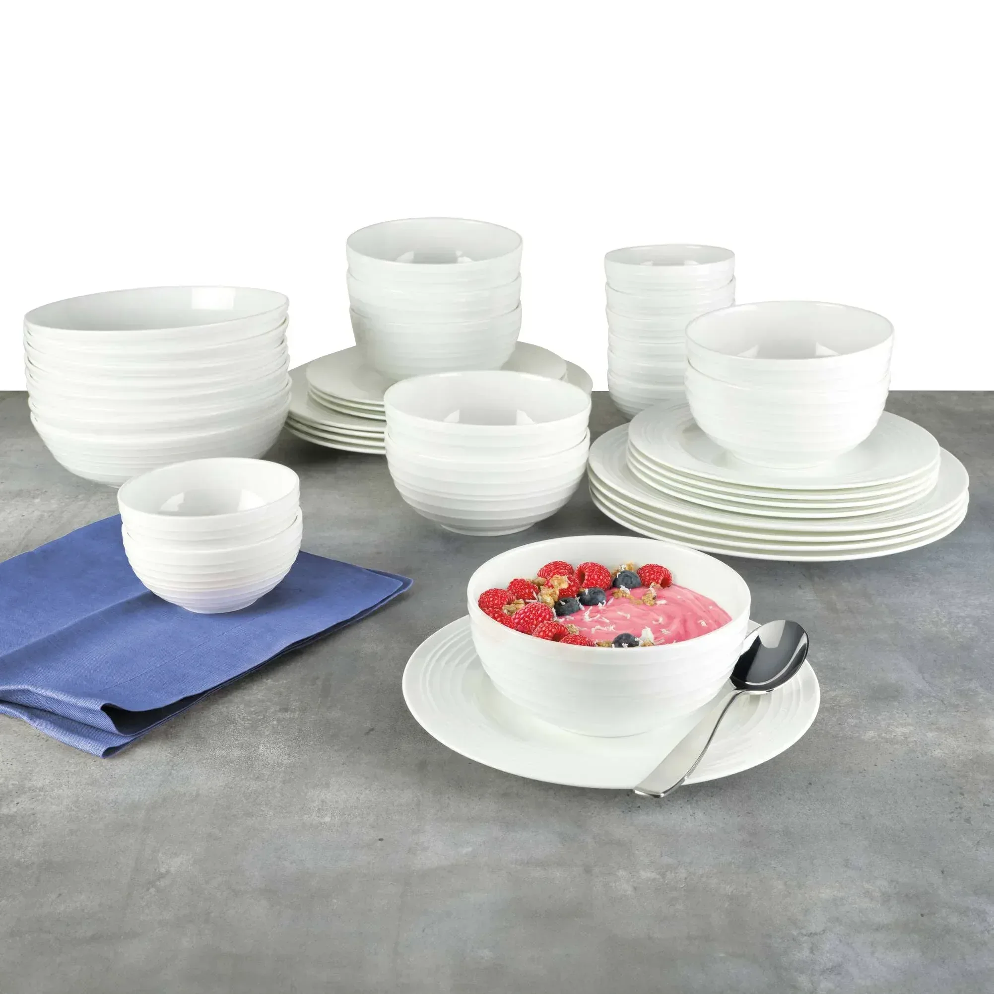 Mikasa Ciara 40-piece Bone China Dinnerware Set - Image 2