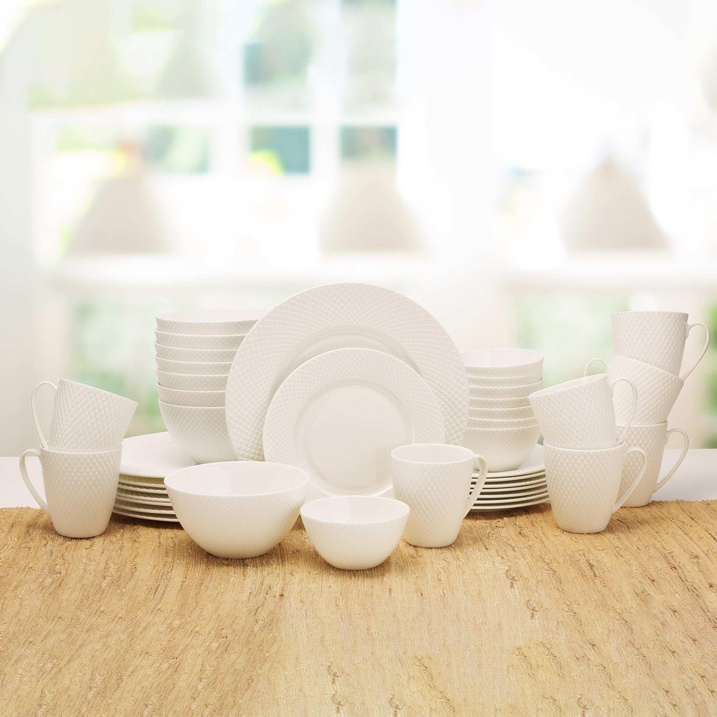 Mikasa Huntington 40-piece Bone China Dinnerware Set - Image 2