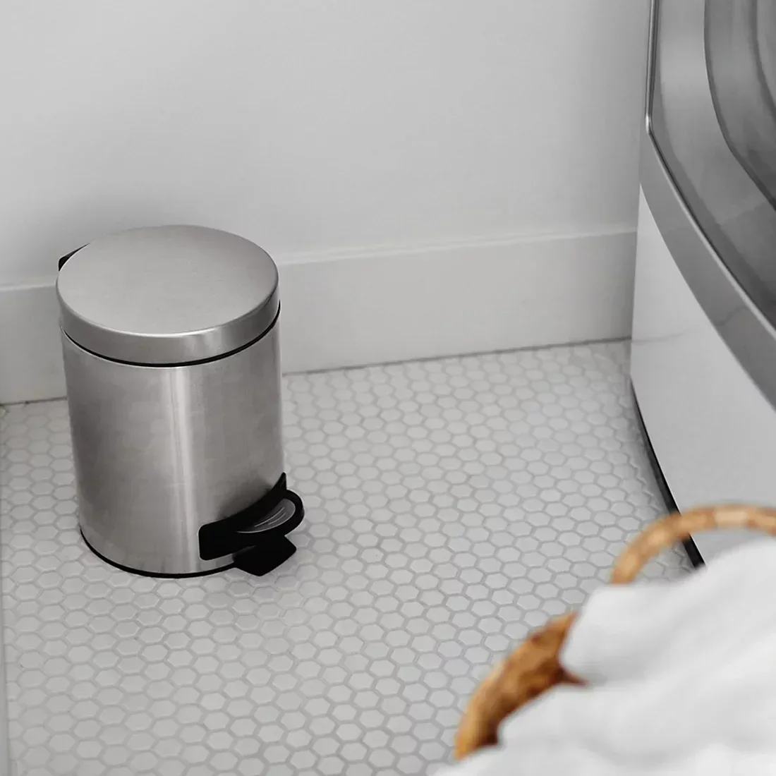 Nine Stars 7.9-Gal. and 1.3-Gal. Step-On Trash Can Combo Pack - Image 5