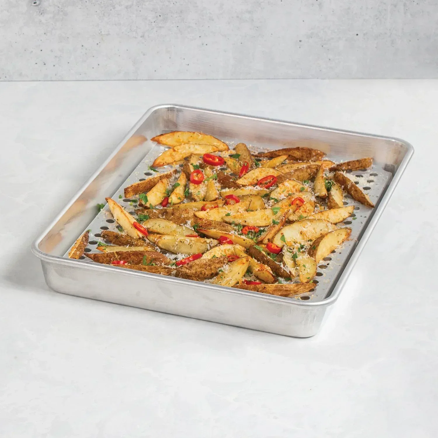 Nordic Ware 3-Piece Crisping and Roasting Set with Lid - Image 5