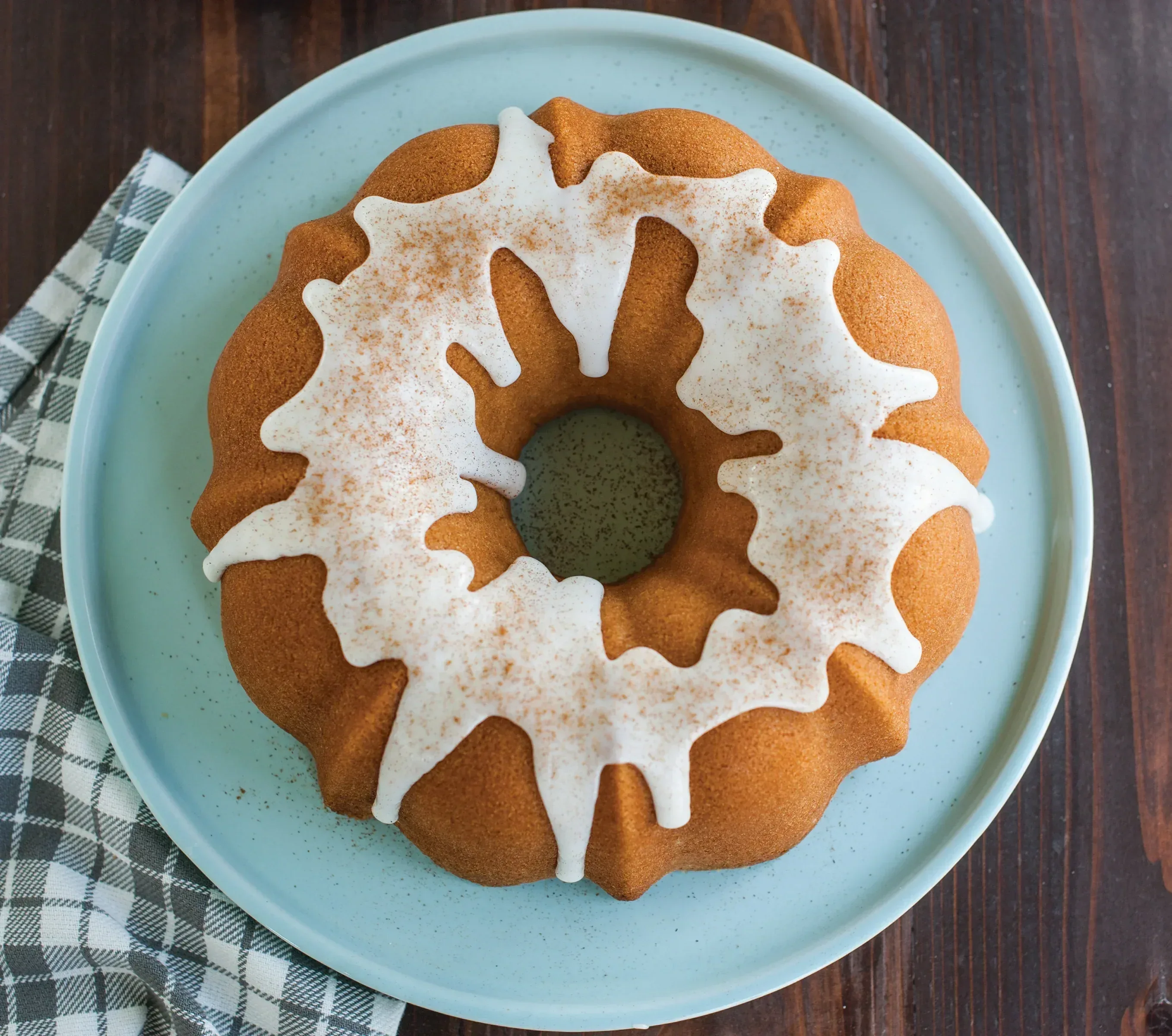 Nordic Ware Proform 12 Cup Nonstick Formed Aluminum Bundt Cake Pan - Image 8