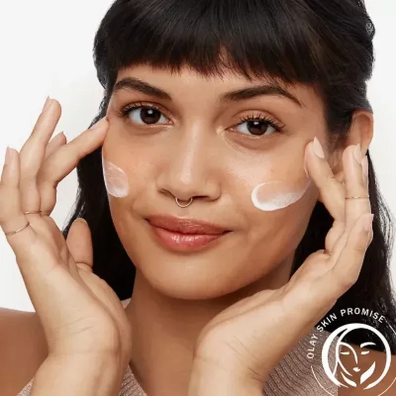 Olay Total Effects Face Moisturizer SPF 15, Fragrance-Free (3.4 Fl. Oz.) - Image 3