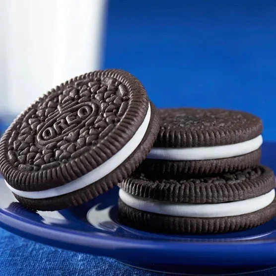 OREO Chocolate Sandwich Cookies, Stay Fresh Packs, 12-Count - Image 6