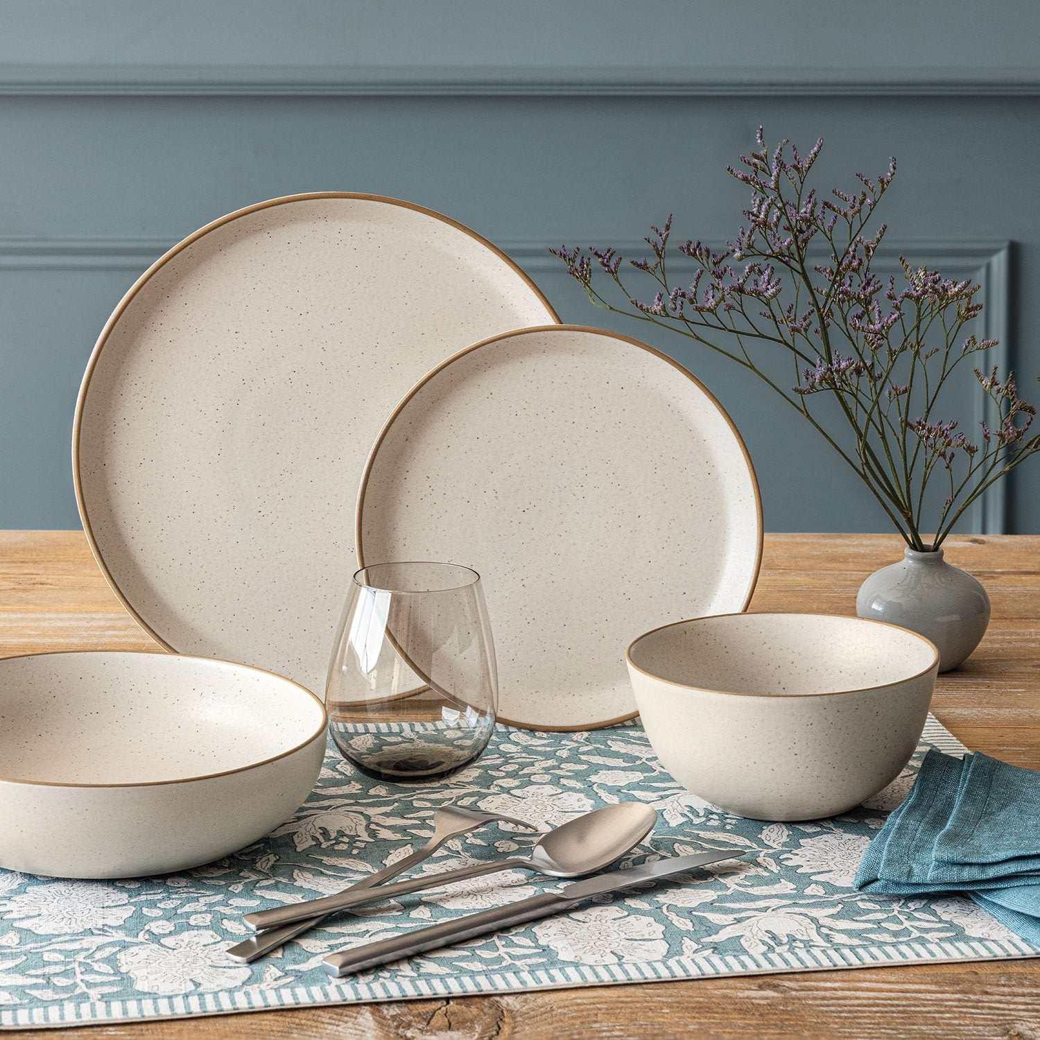 Over&back 16-Piece Artisan Stoneware Dinnerware Set - Image 18