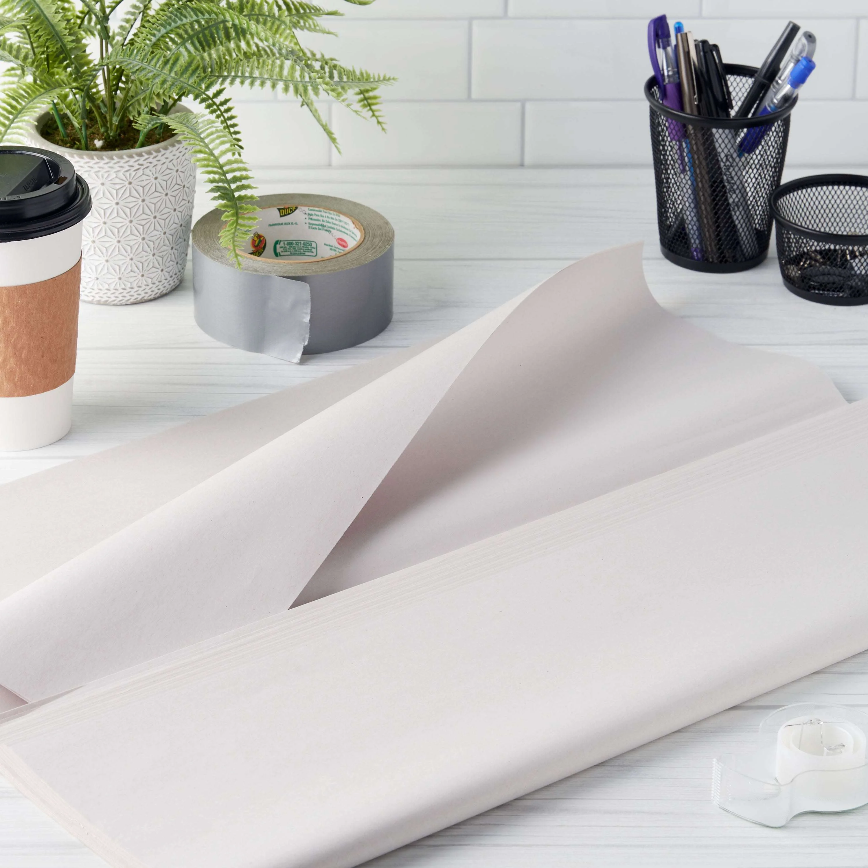 Pen+Gear 24 in x 24 in White Packing Paper for Moving & Shipping, 220 Sheets, 7.22 lb - Image 3