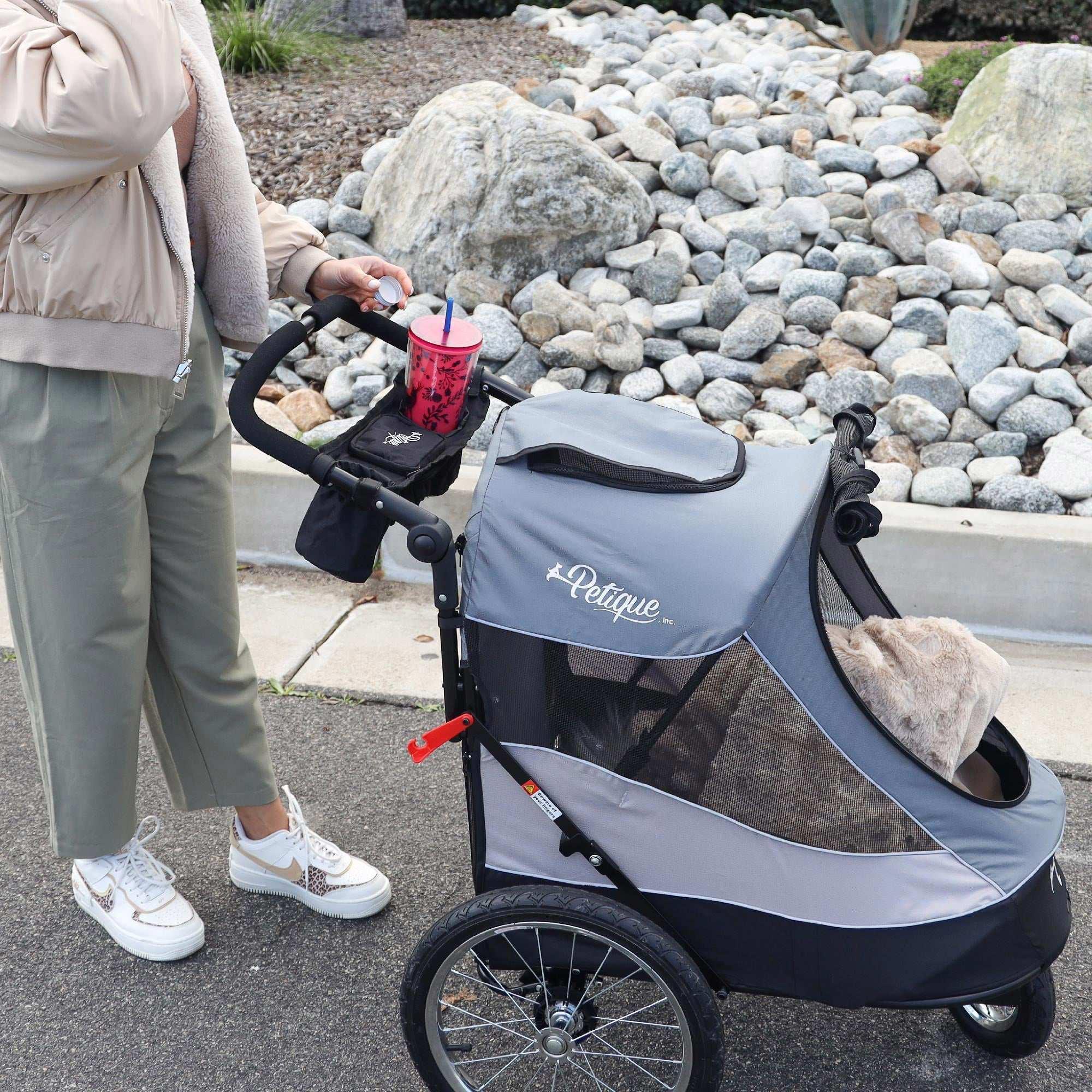 Petique Trailblazer Gray Pet Jogger with Accessory Bundle - Image 9