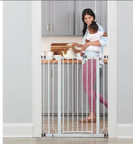 Regalo Easy Step Extra Tall White Metal Walk-Through Gate - Image 3