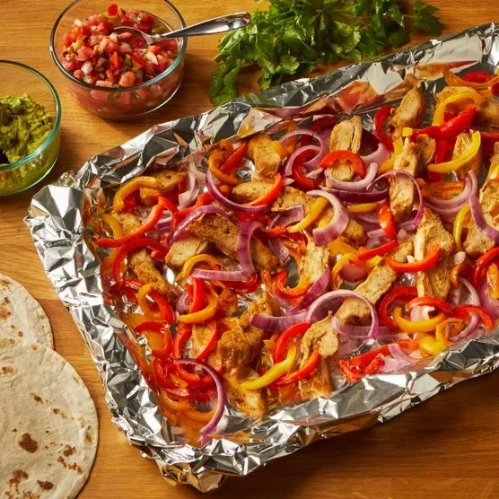 Reynolds Wrap Aluminum Foil, 12" x 83.33 yd, 2-count - Image 5