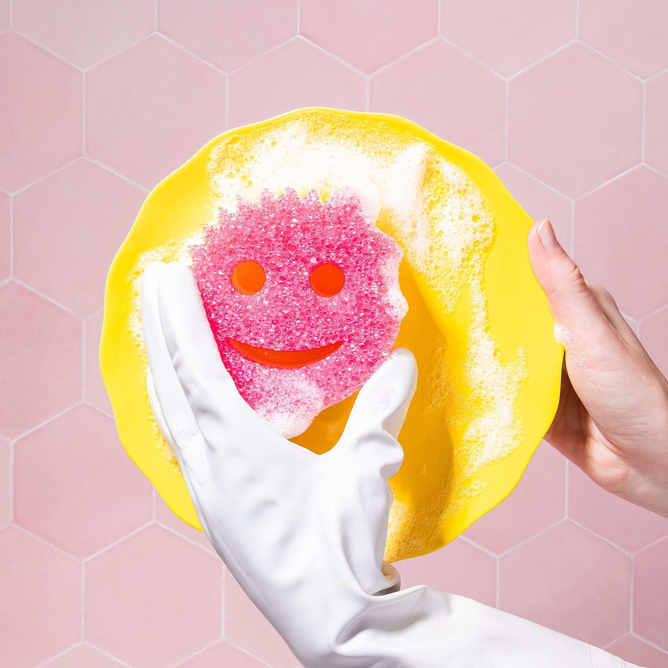 Scrub Daddy Scrub Mommy Non-Scratch Cleaning Sponge - Image 4