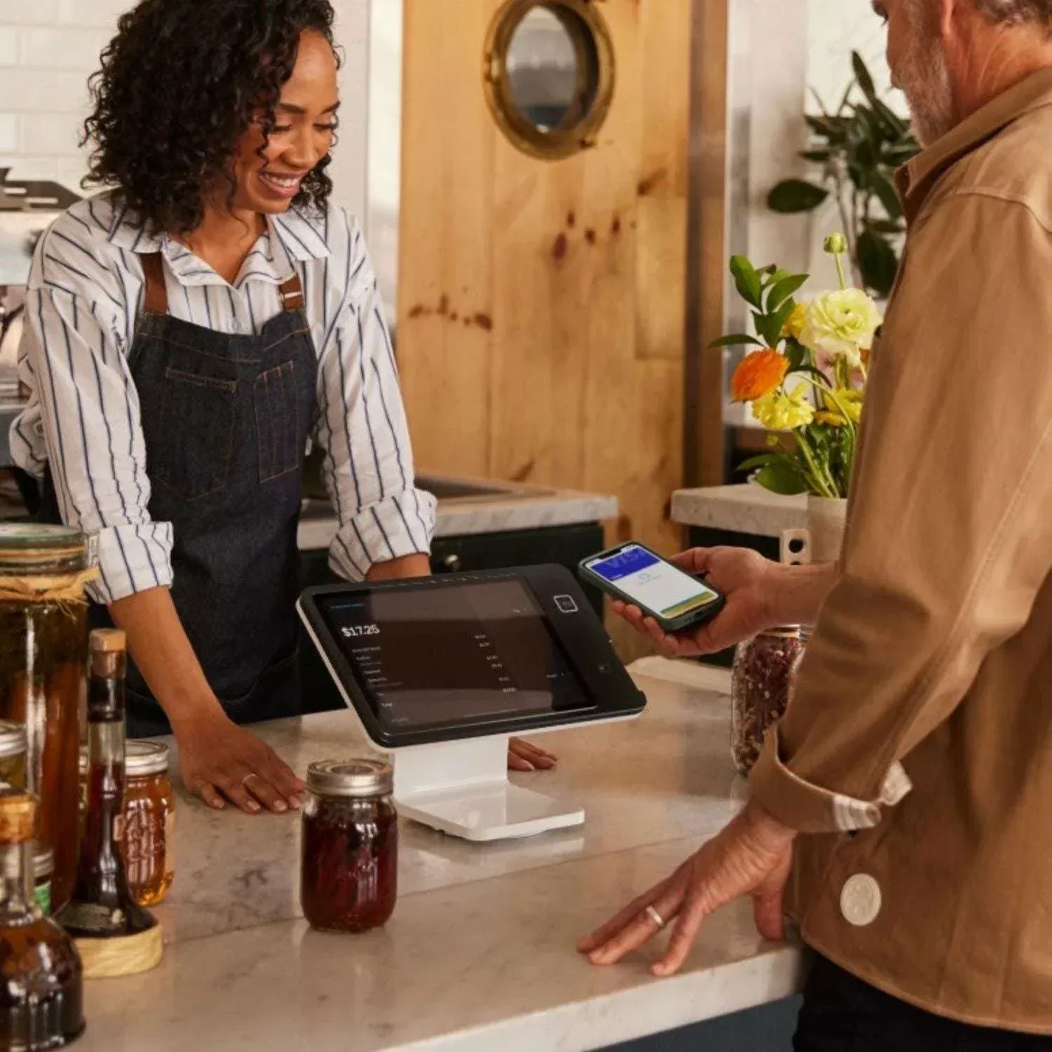 Square POS iPad Stand (2nd Generation, USB-C) - Image 5
