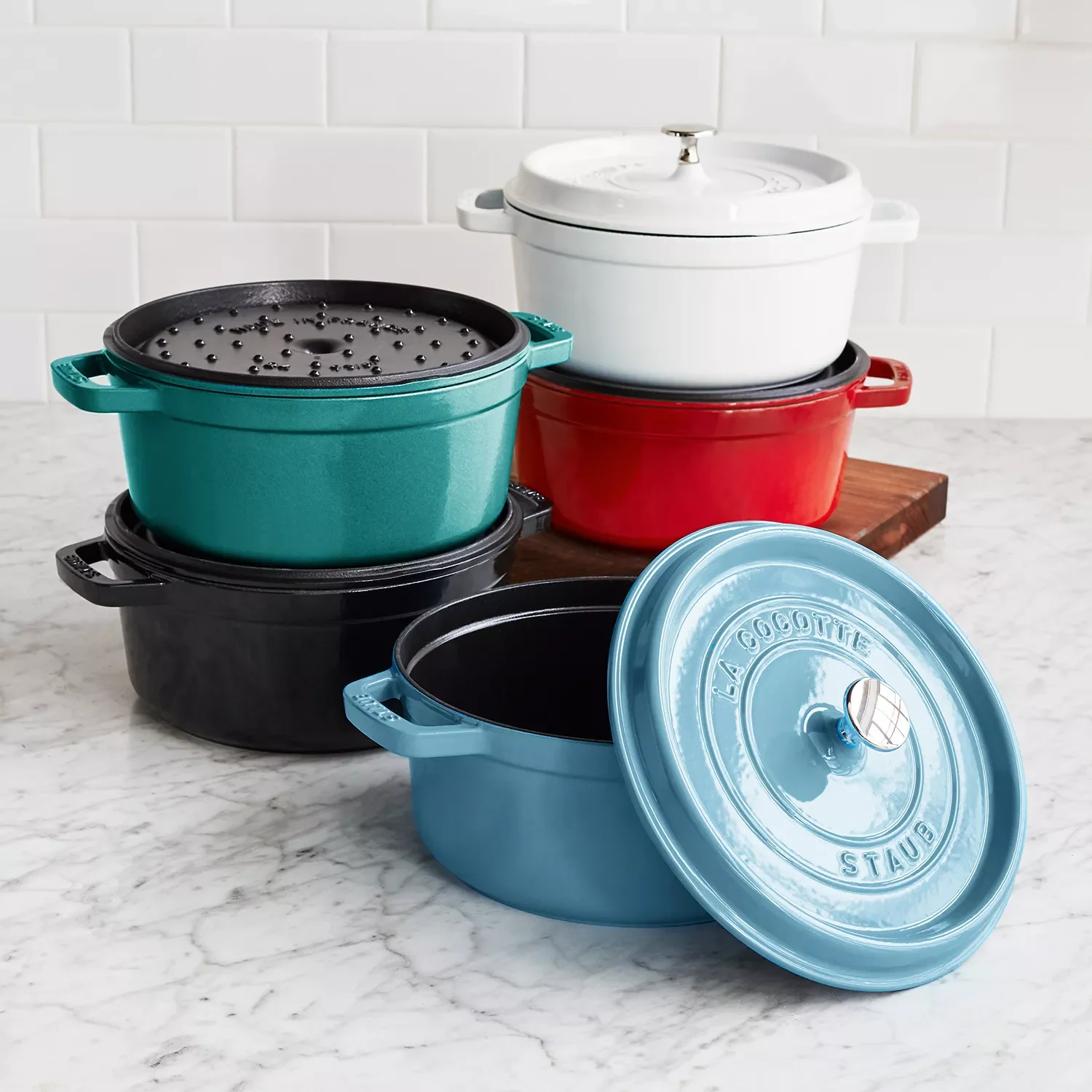 Staub Round Dutch Oven, 4 qt. - Image 3