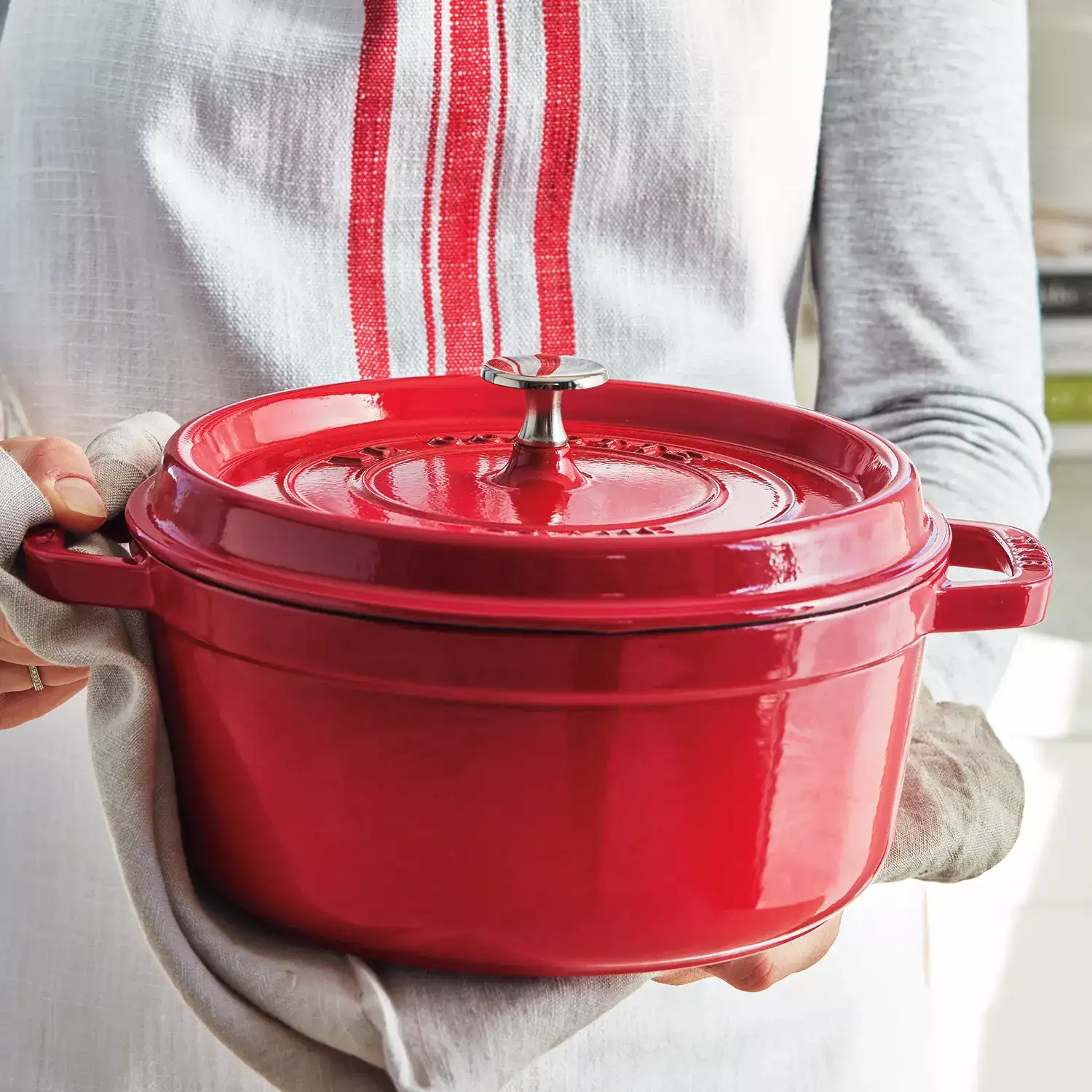 Staub Round Dutch Oven, 4 qt. - Image 5