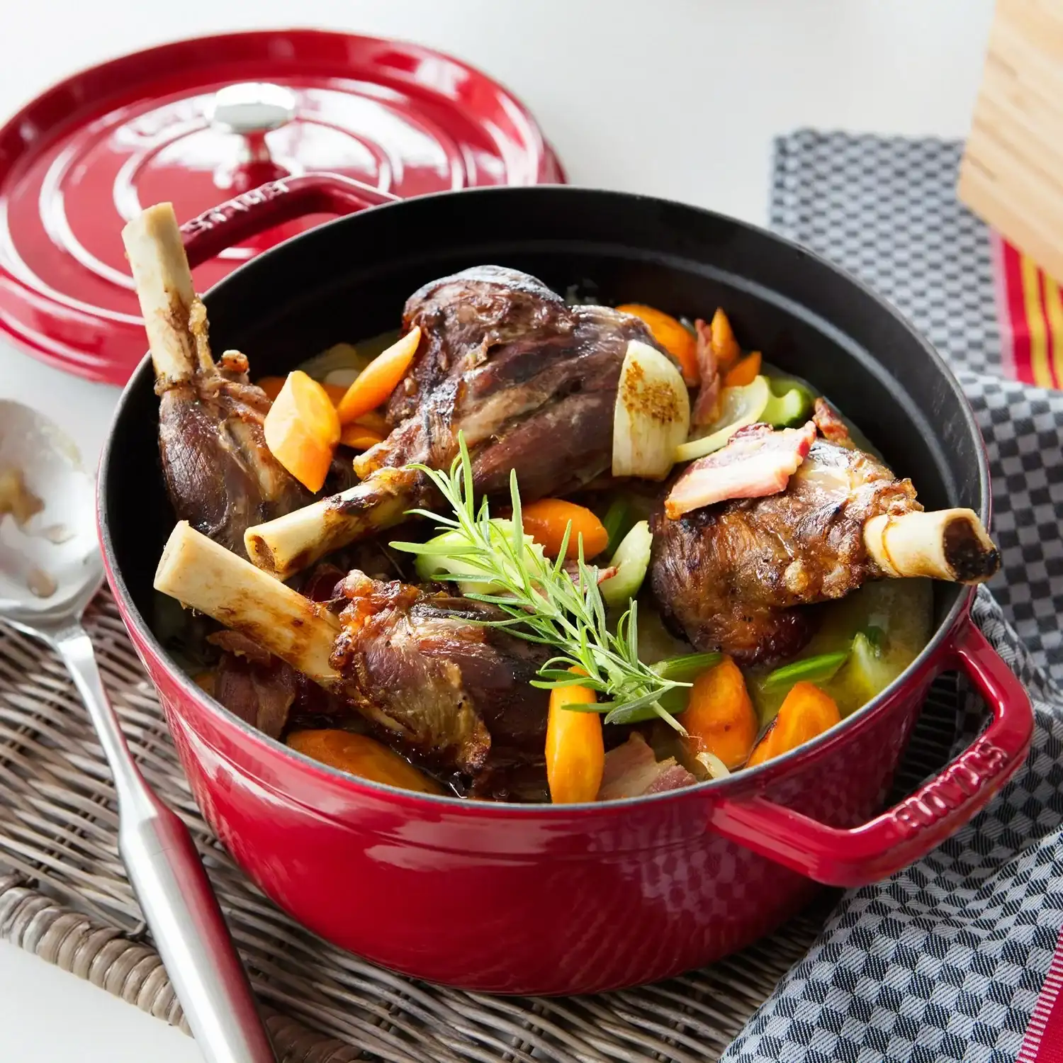 Staub Round Dutch Oven, 4 qt. - Image 6