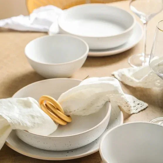 Stone + Lain Lauren 12-piece Stoneware Dinnerware Set - Image 11