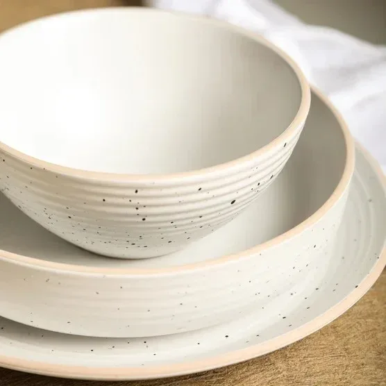 Stone + Lain Lauren 12-piece Stoneware Dinnerware Set - Image 9