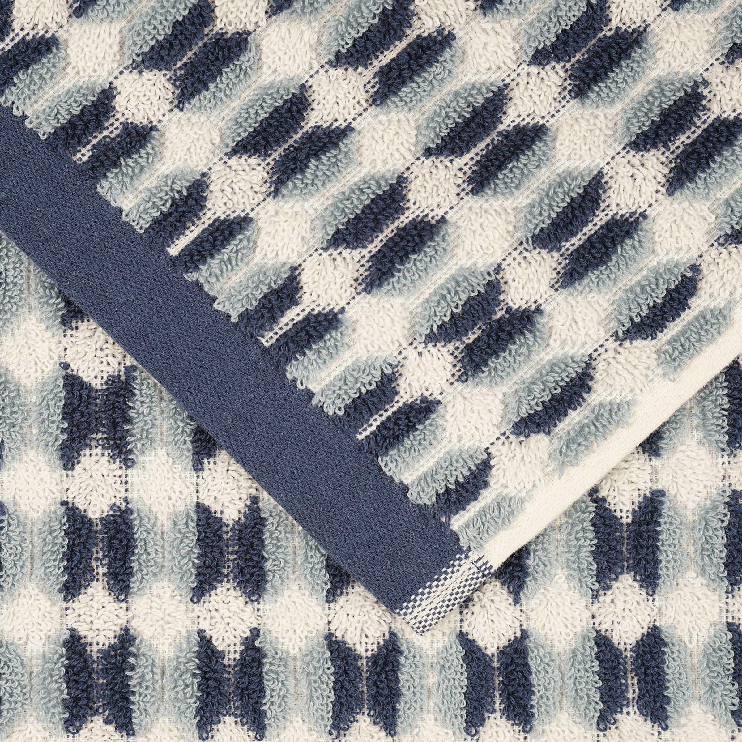 Striped Bath Towel, 2-pack - Image 4