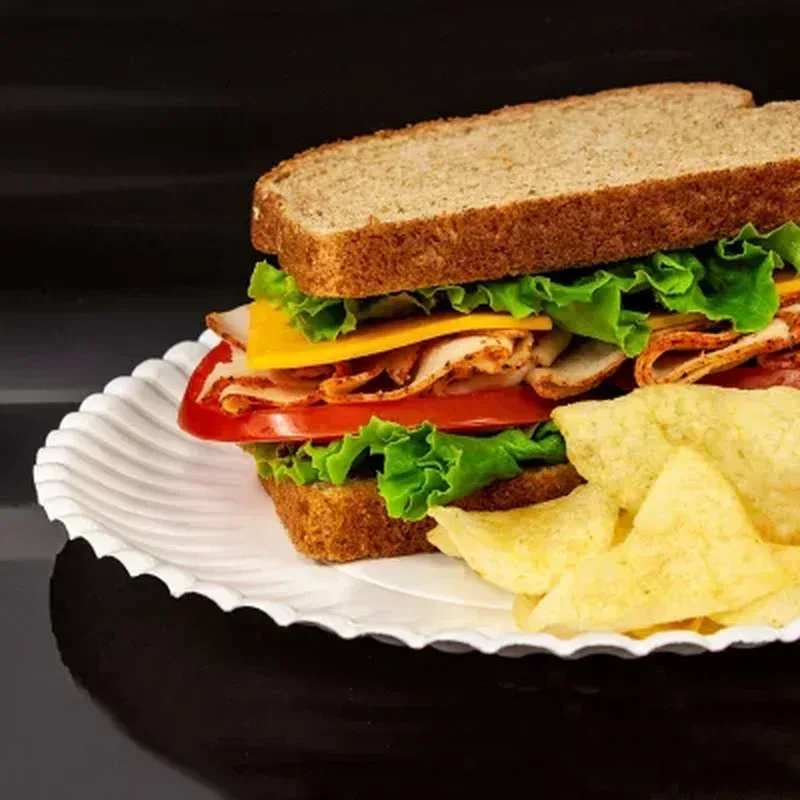 Super Strong Heavy-Duty Paper Plates, 9" (600 Ct.) - Image 3