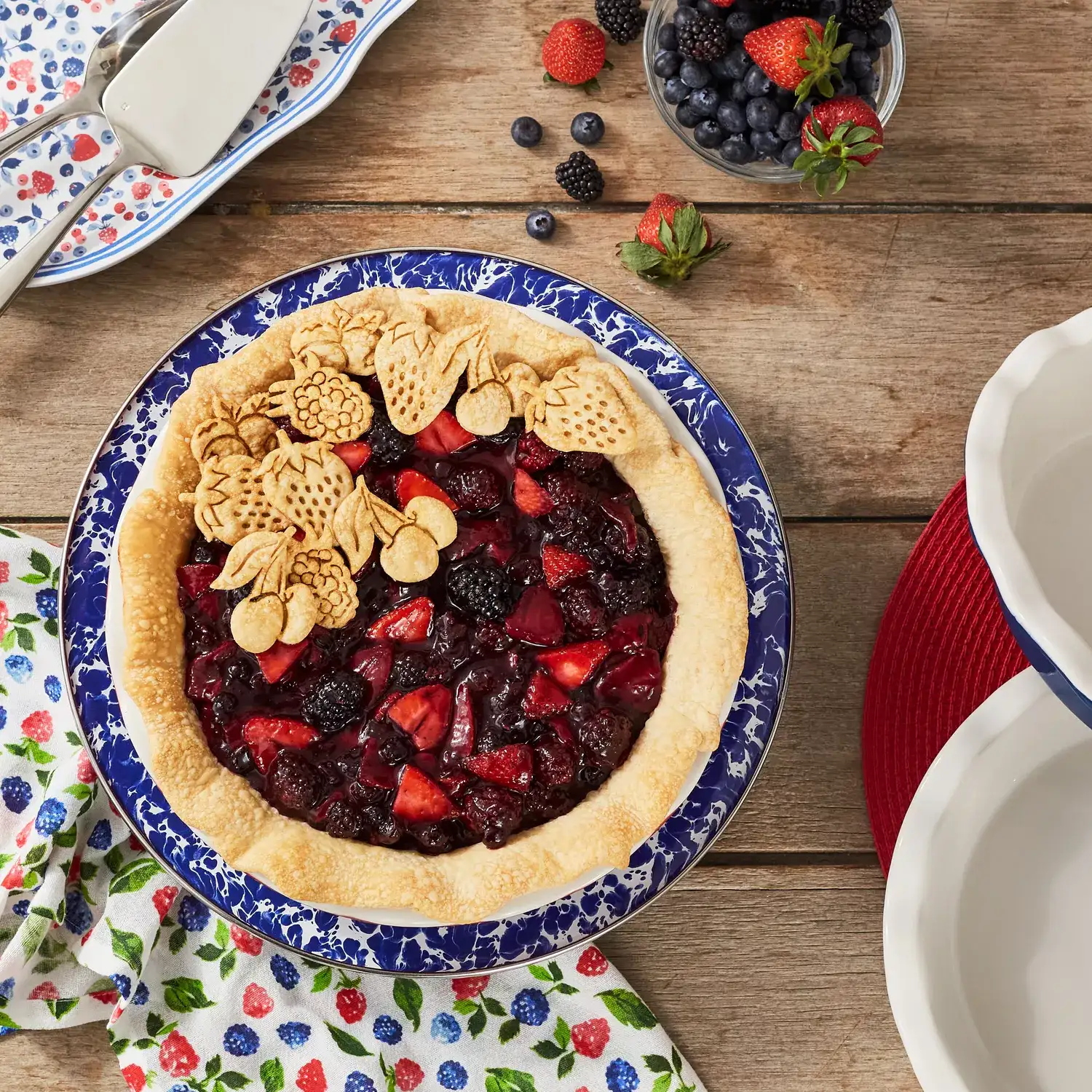Sur La Table Pie Dish, 9.5" - Image 8