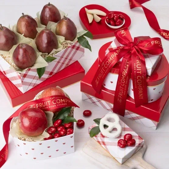The Fruit Company Heart of Hearts Valentine's Day Tower - Image 2