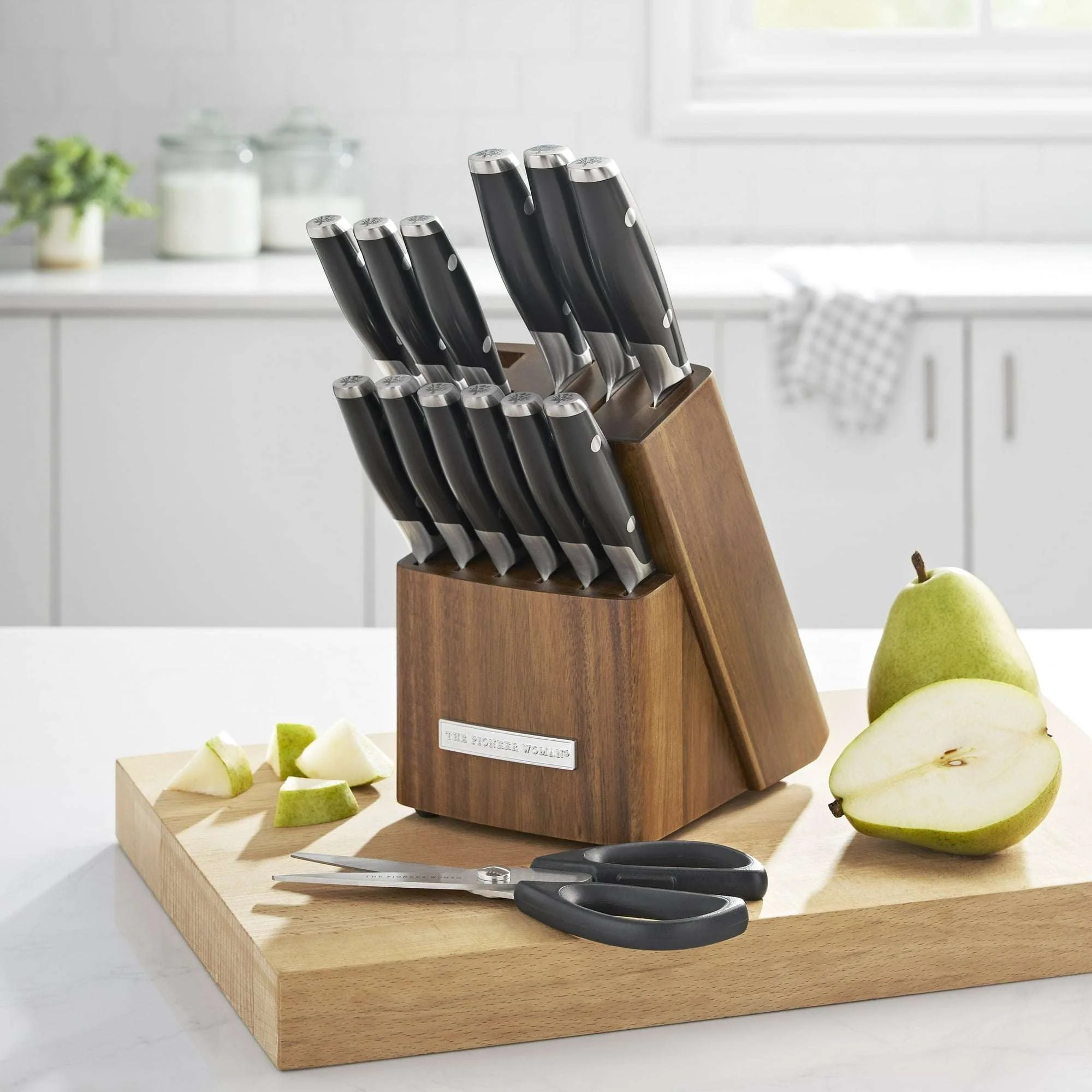 The Pioneer Woman 14-Piece Knife Block Set Stainless Steel Knives with Ergonomic Handle, Black - Image 2
