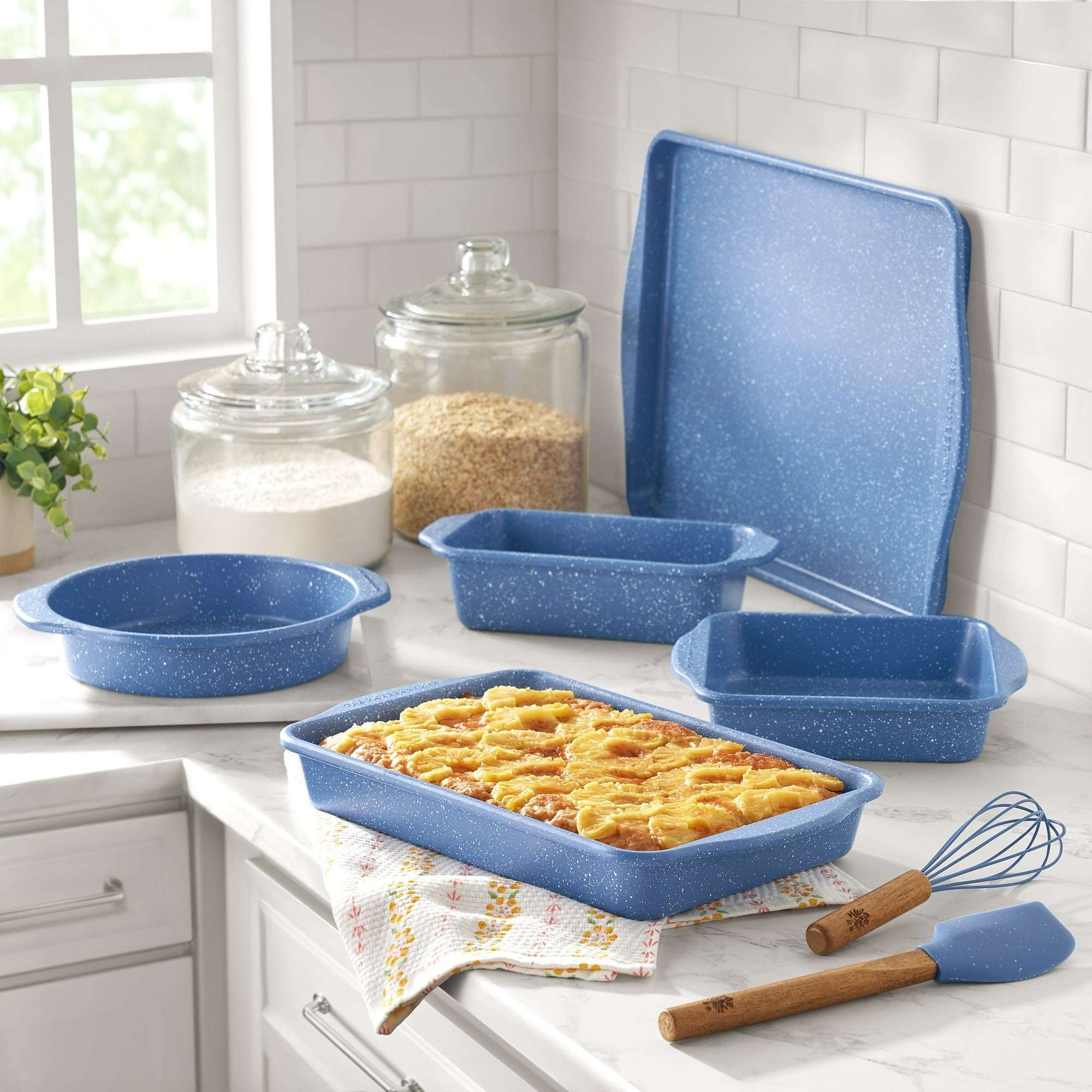 The Pioneer Woman 7-Piece Aluminized Steel Bakeware Set, Nonstick, Blue Speckle - Image 3