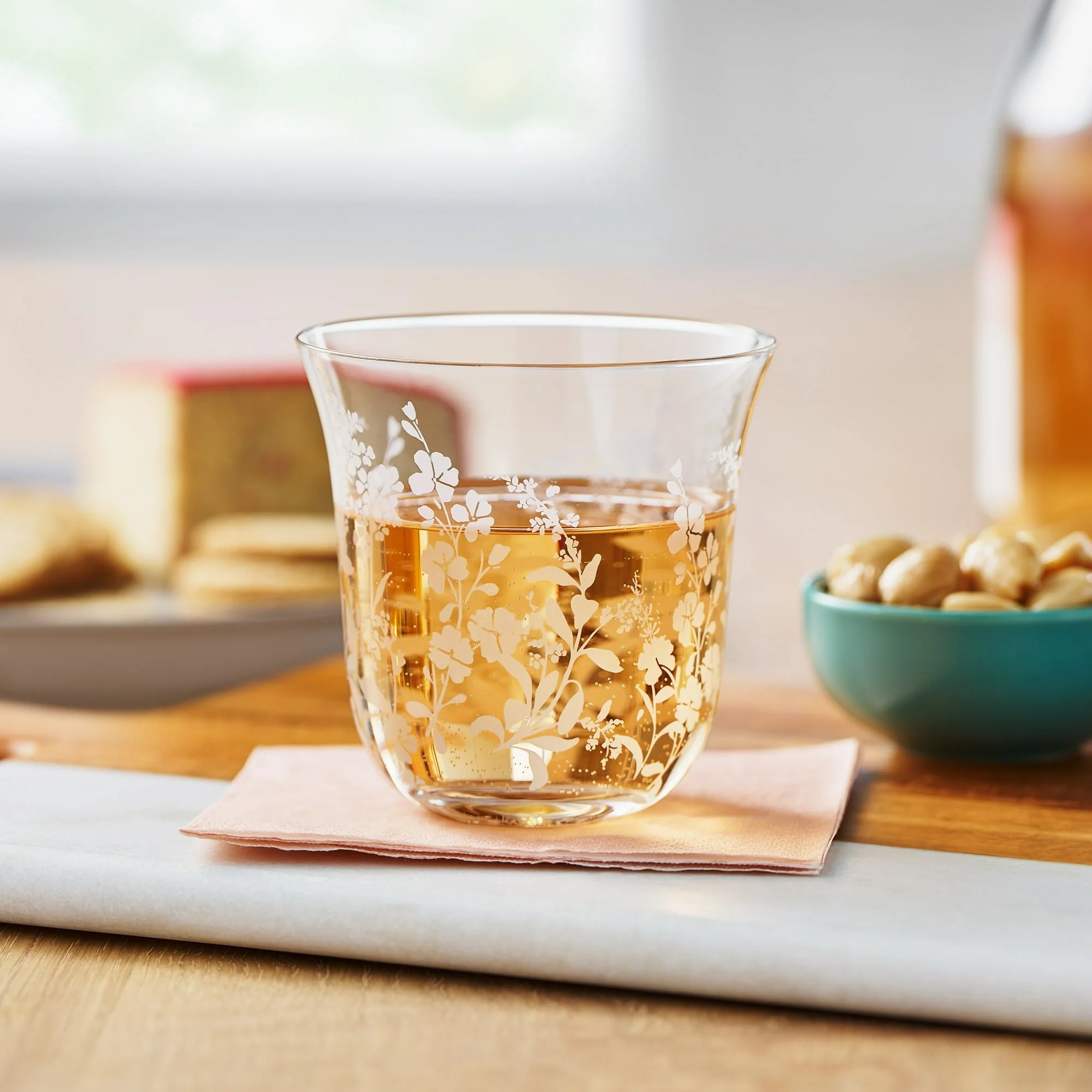 The Pioneer Woman Daisy Glass 12-Ounce Tumbler, Clear, Set of 4 - Image 5
