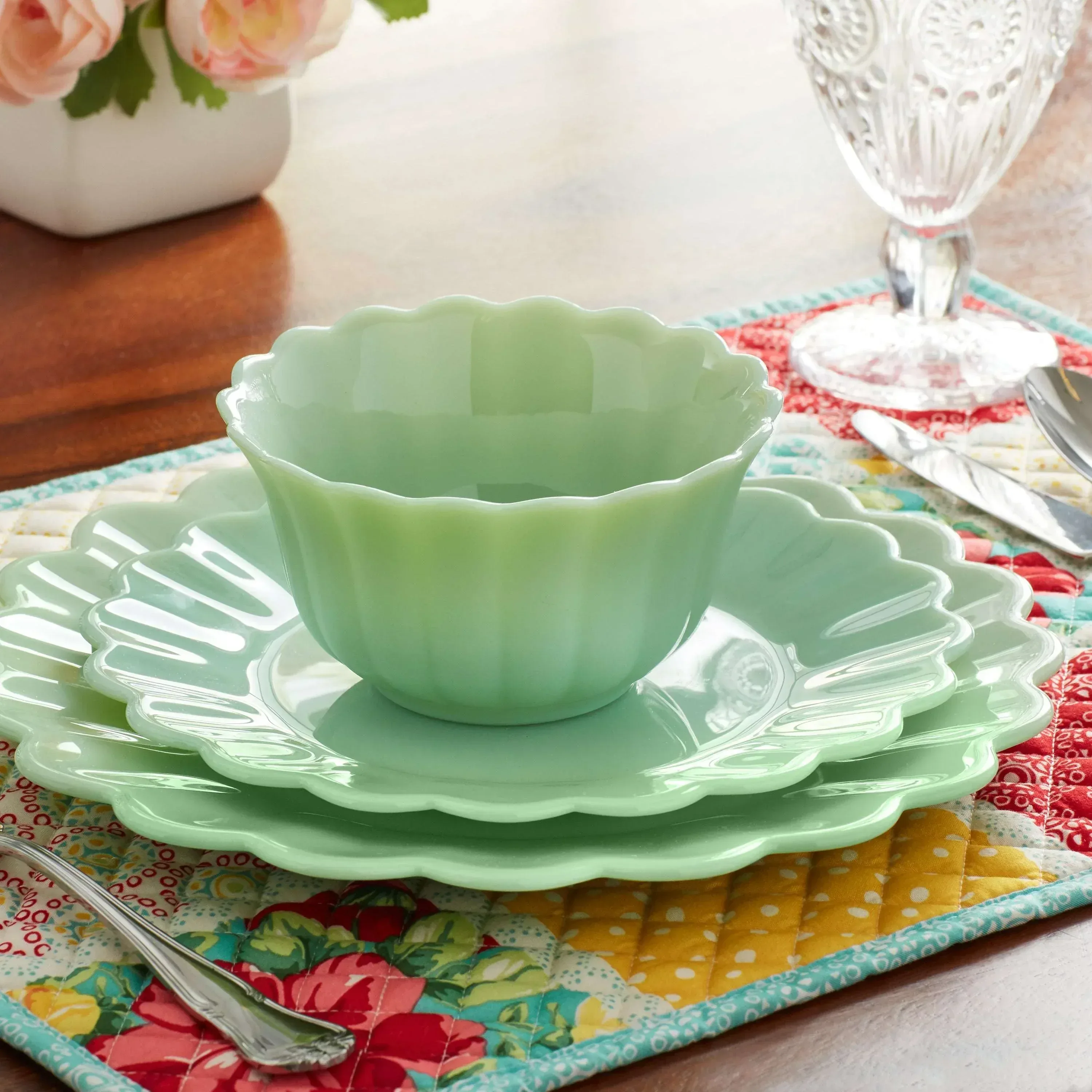 The Pioneer Woman Timeless Beauty 3-Piece Dinnerware Set, Jade - Image 2