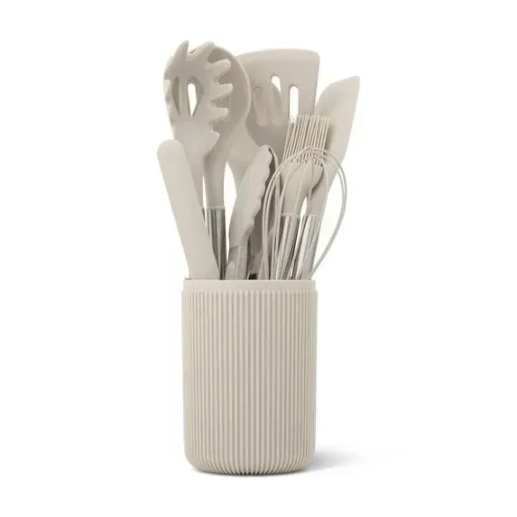 Thyme & Table 10-Piece Silicone Gadget Set - Black - Image 16