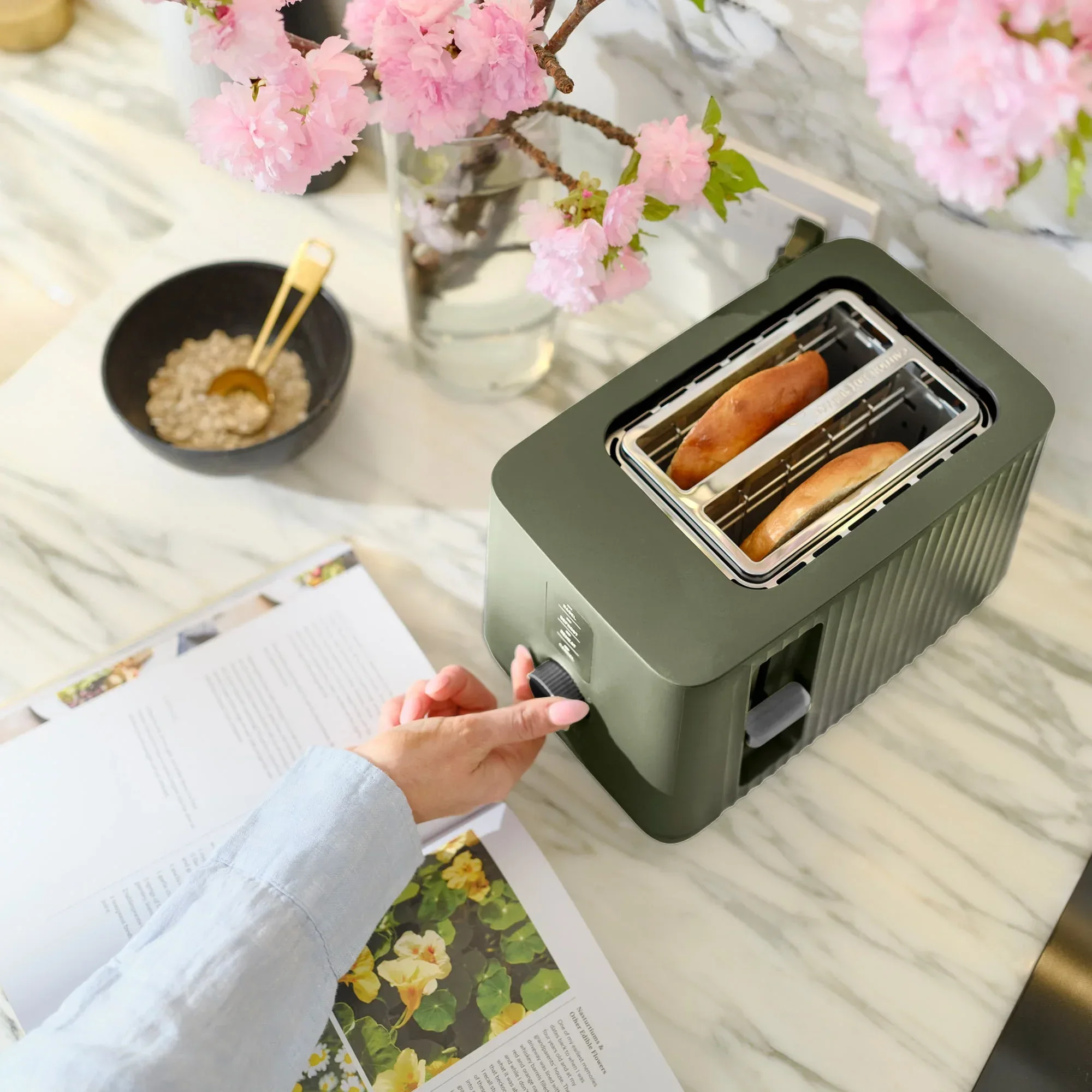 Thyme & Table 2-Slice Toaster, Extra-Wide Slots with Removable Crumb Tray, Dusty Moss - Image 6