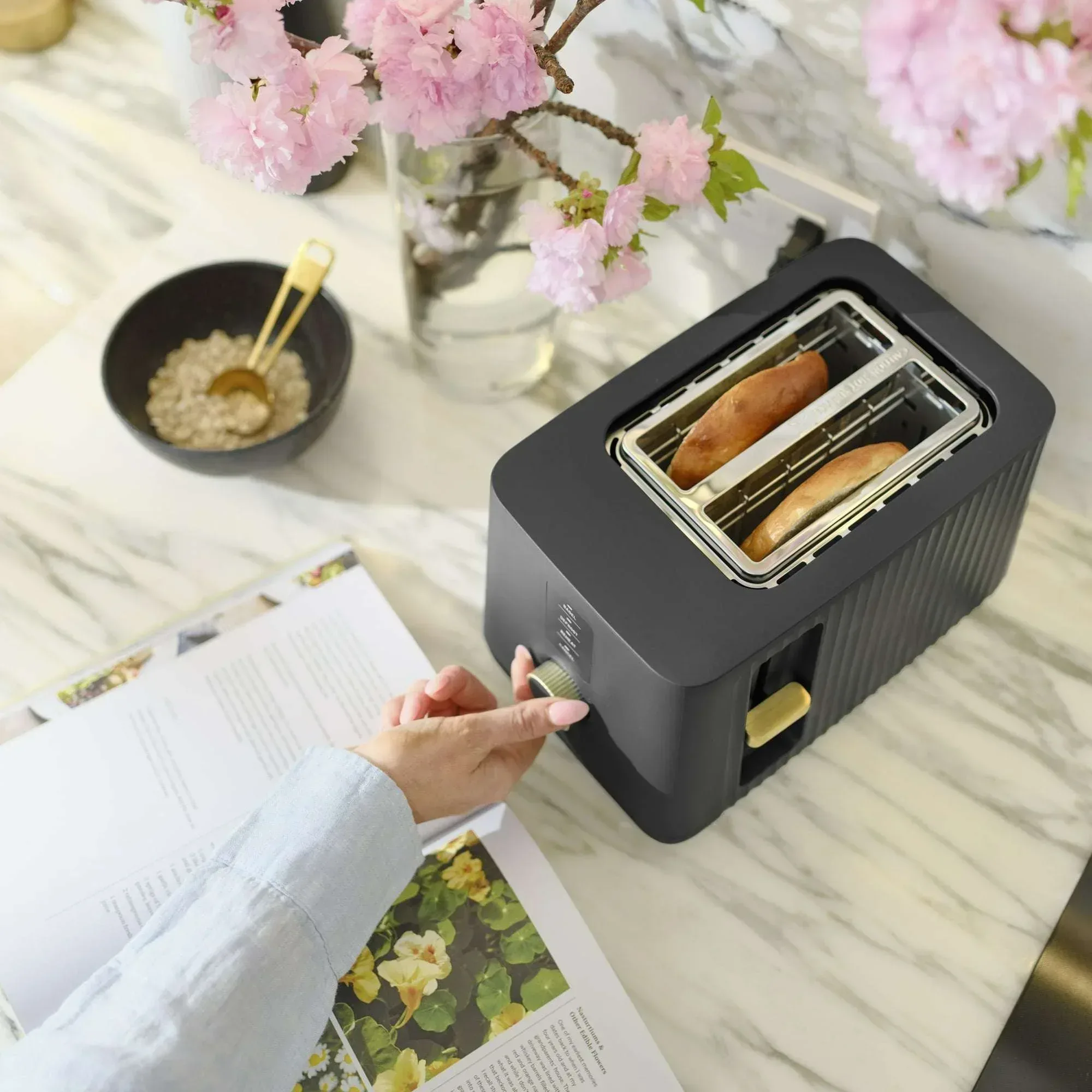 Thyme & Table 2-Slice Toaster, Extra-Wide Slots with Slide-Out Removable Crumb Tray, Slate Grey - Image 11