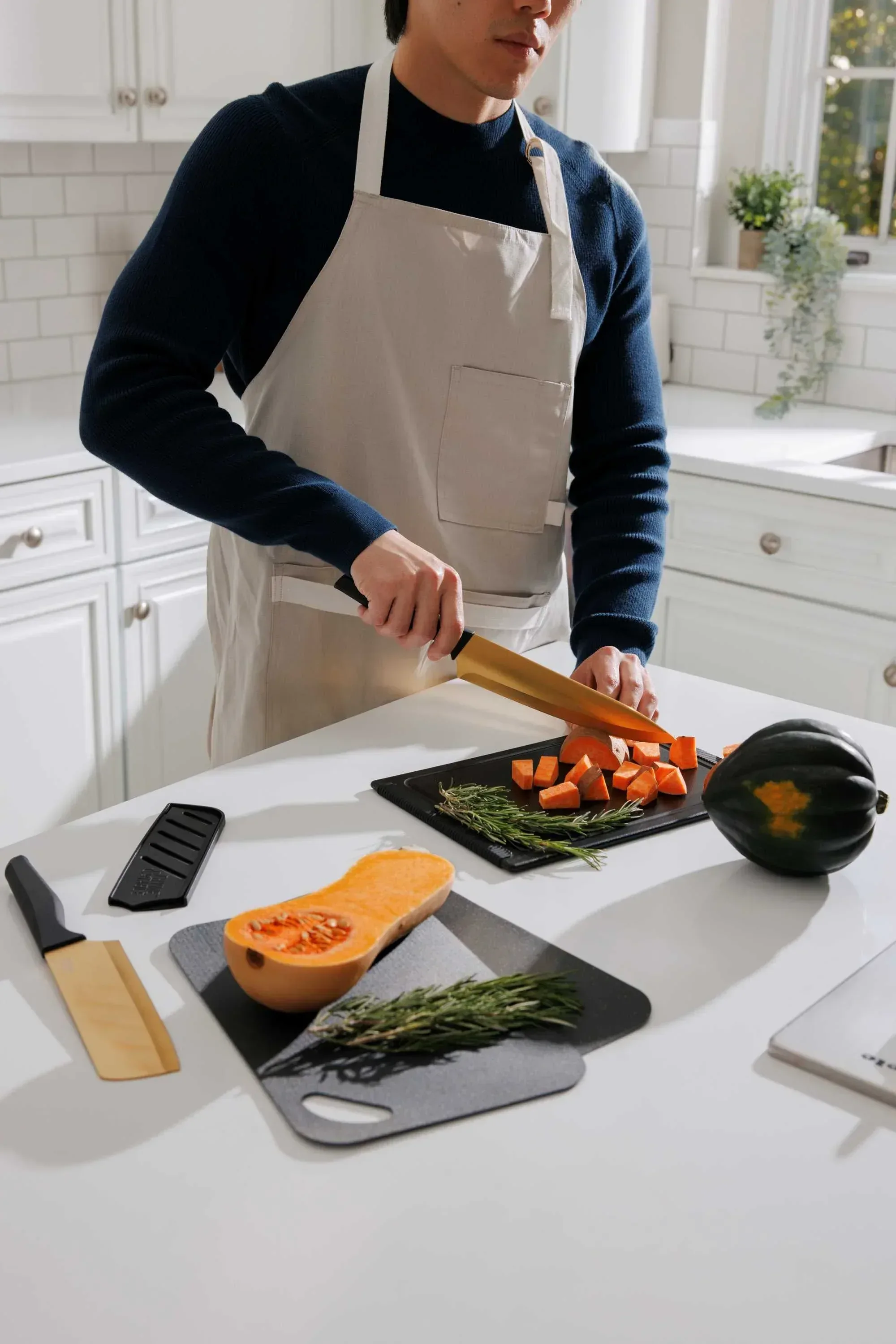Thyme & Table 20-Piece Knife Set - Black - Image 2