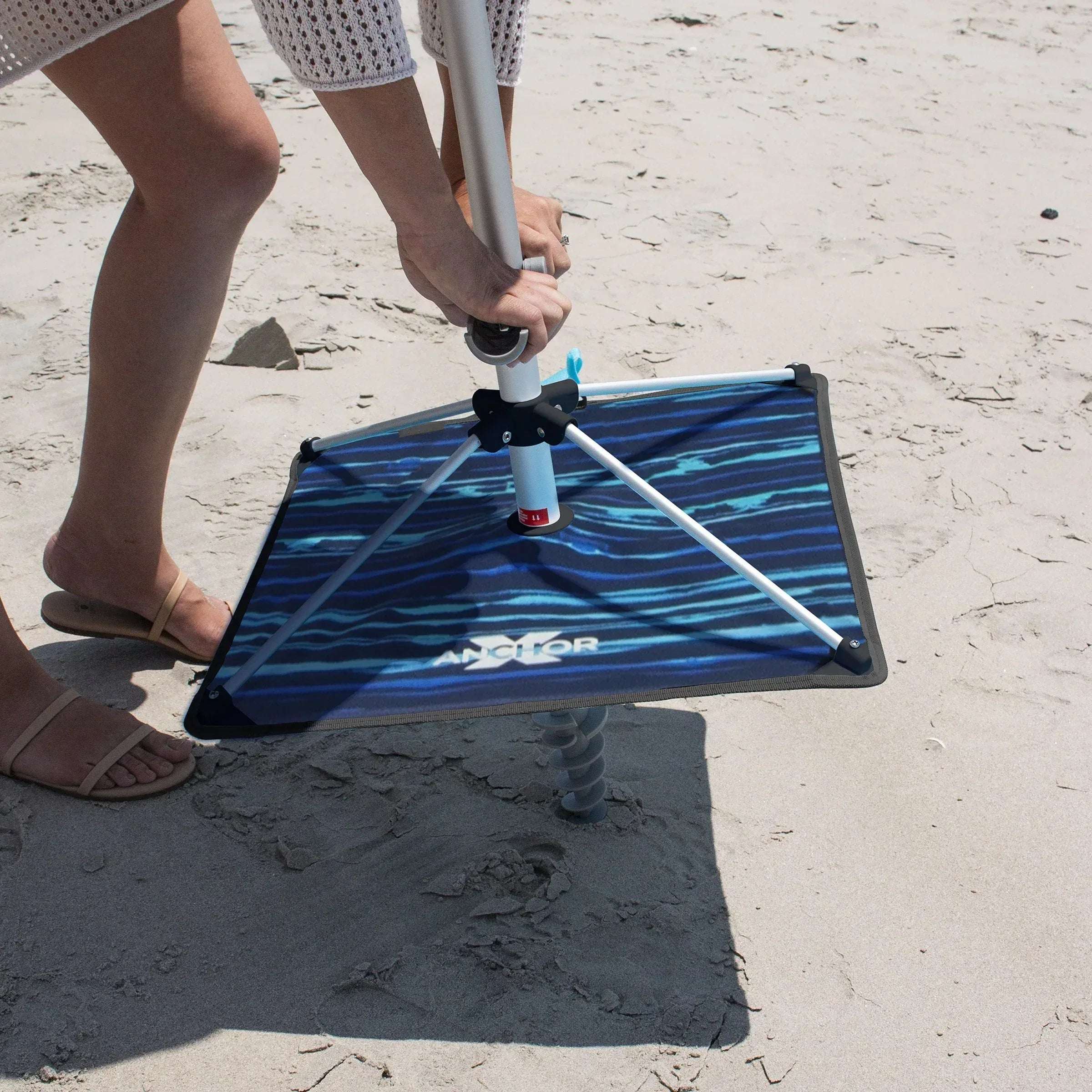 Tommy Bahama ANCHORX 7.5’ Beach Umbrella System - Image 4