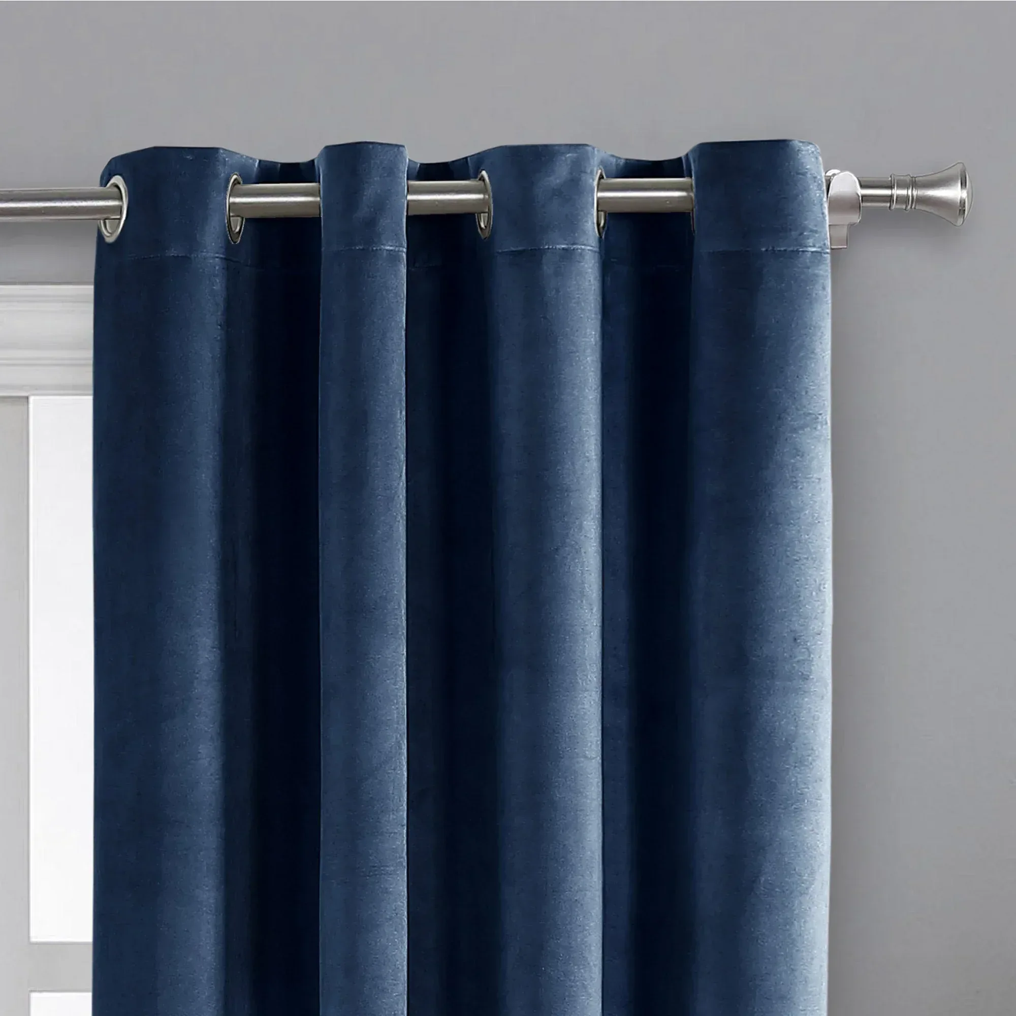 Total Blackout Velvet Window Curtain, 2-pack - Image 2