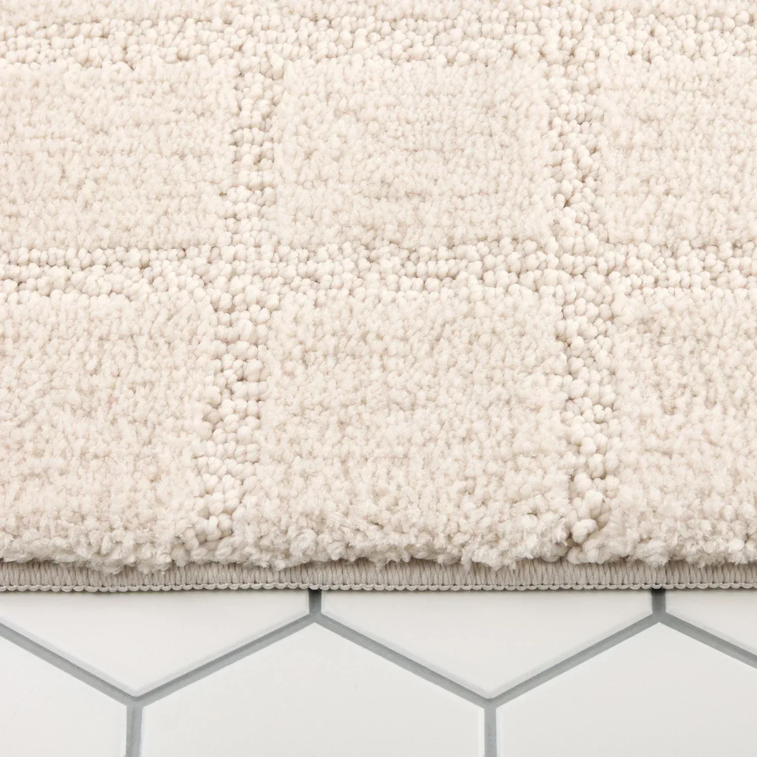 Town & Country Everyday Ultra Plush Solid Tufted Windowpane Bath Mat 20"x32" - Image 14